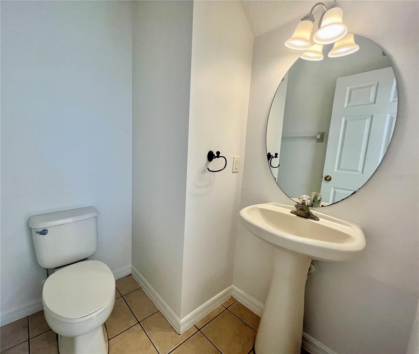 Image 20 of 25 For 10030 Moorshire Circle