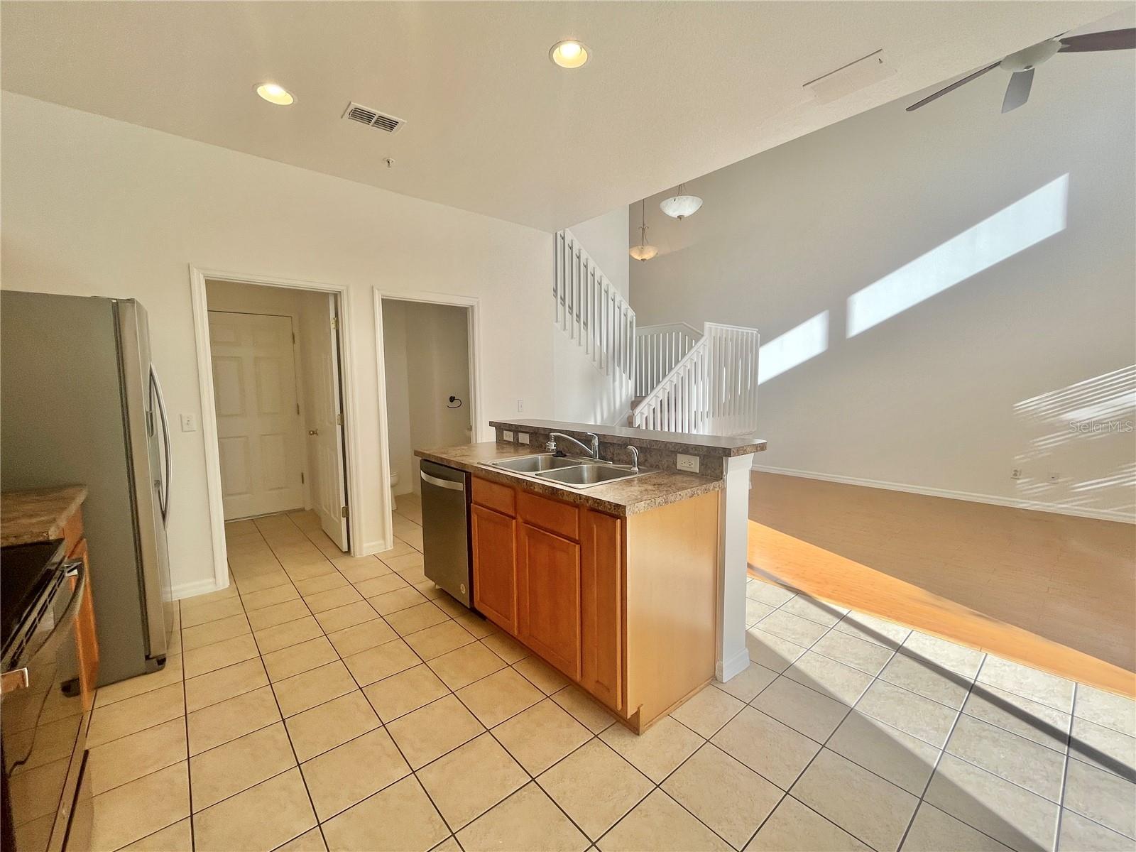 Image 3 of 25 For 10030 Moorshire Circle