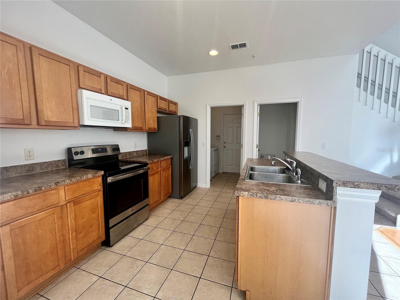 Image 4 of 25 For 10030 Moorshire Circle