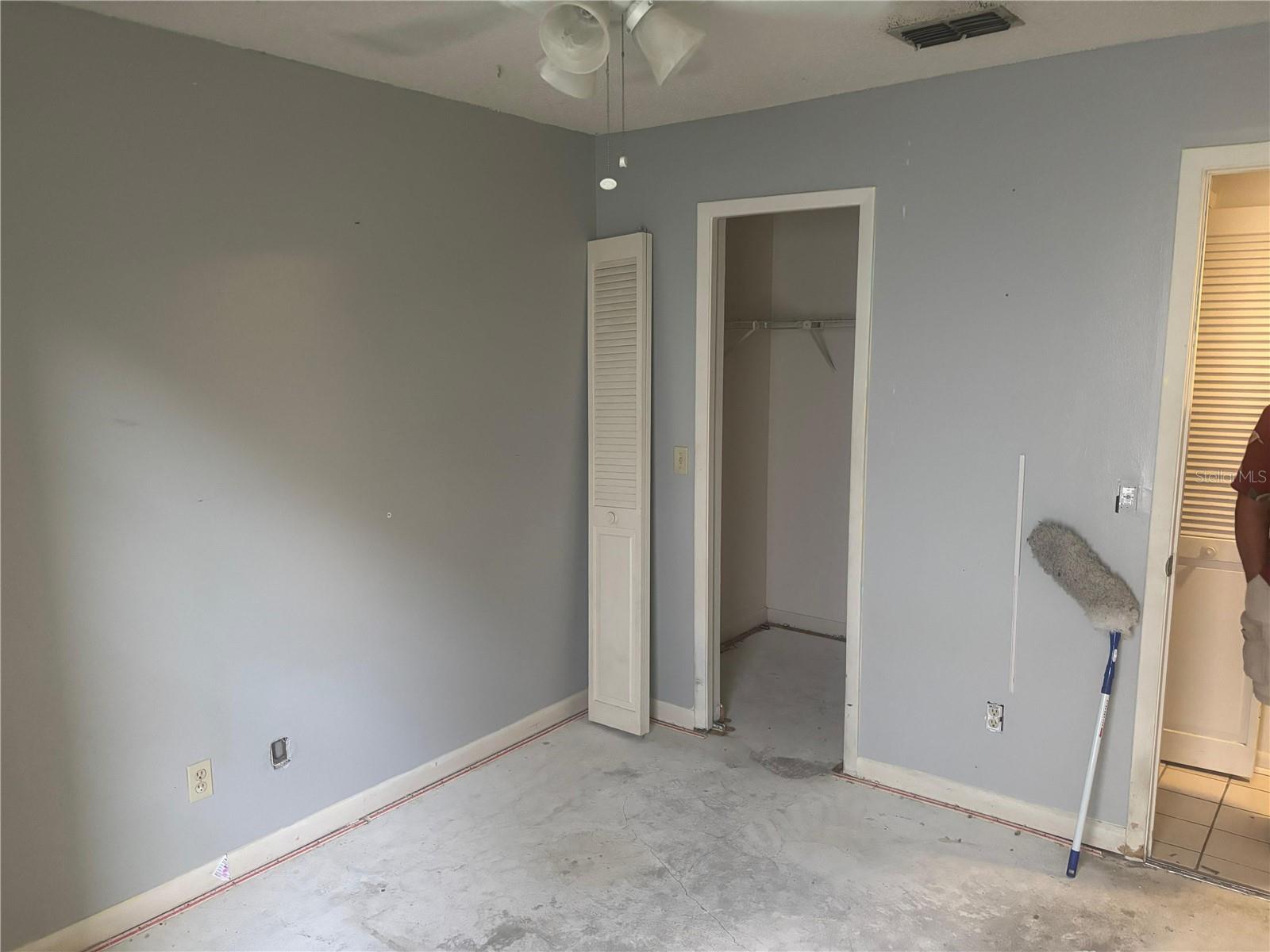 Image 22 of 28 For 4755 Puritan Circle 0