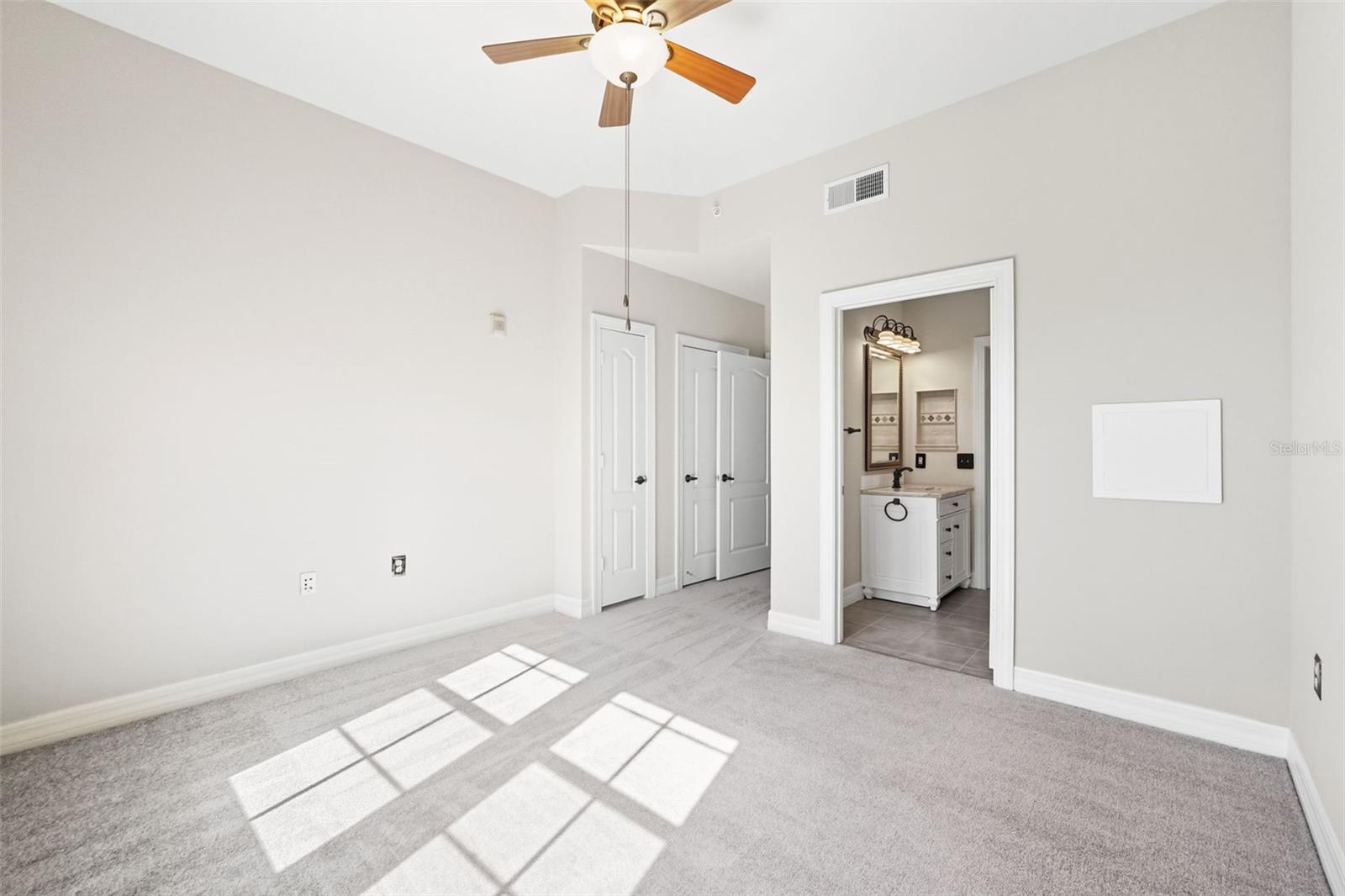 Image 37 of 74 For 501 Mirasol Circle 424