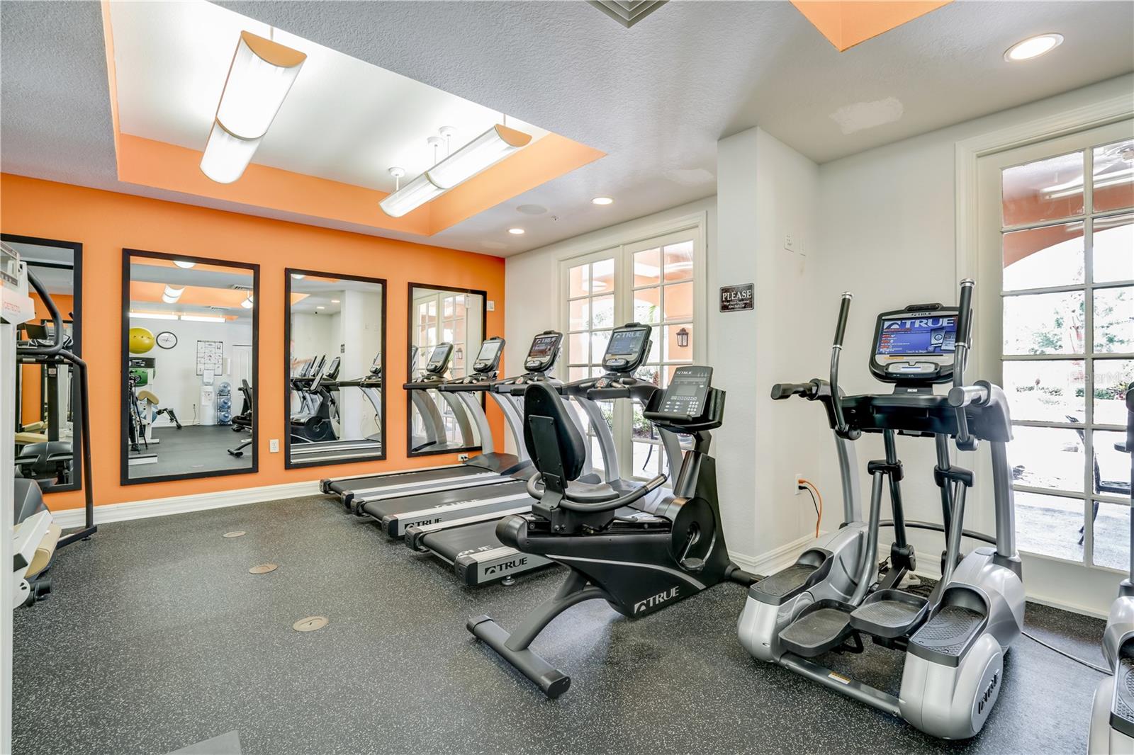 Image 59 of 74 For 501 Mirasol Circle 424