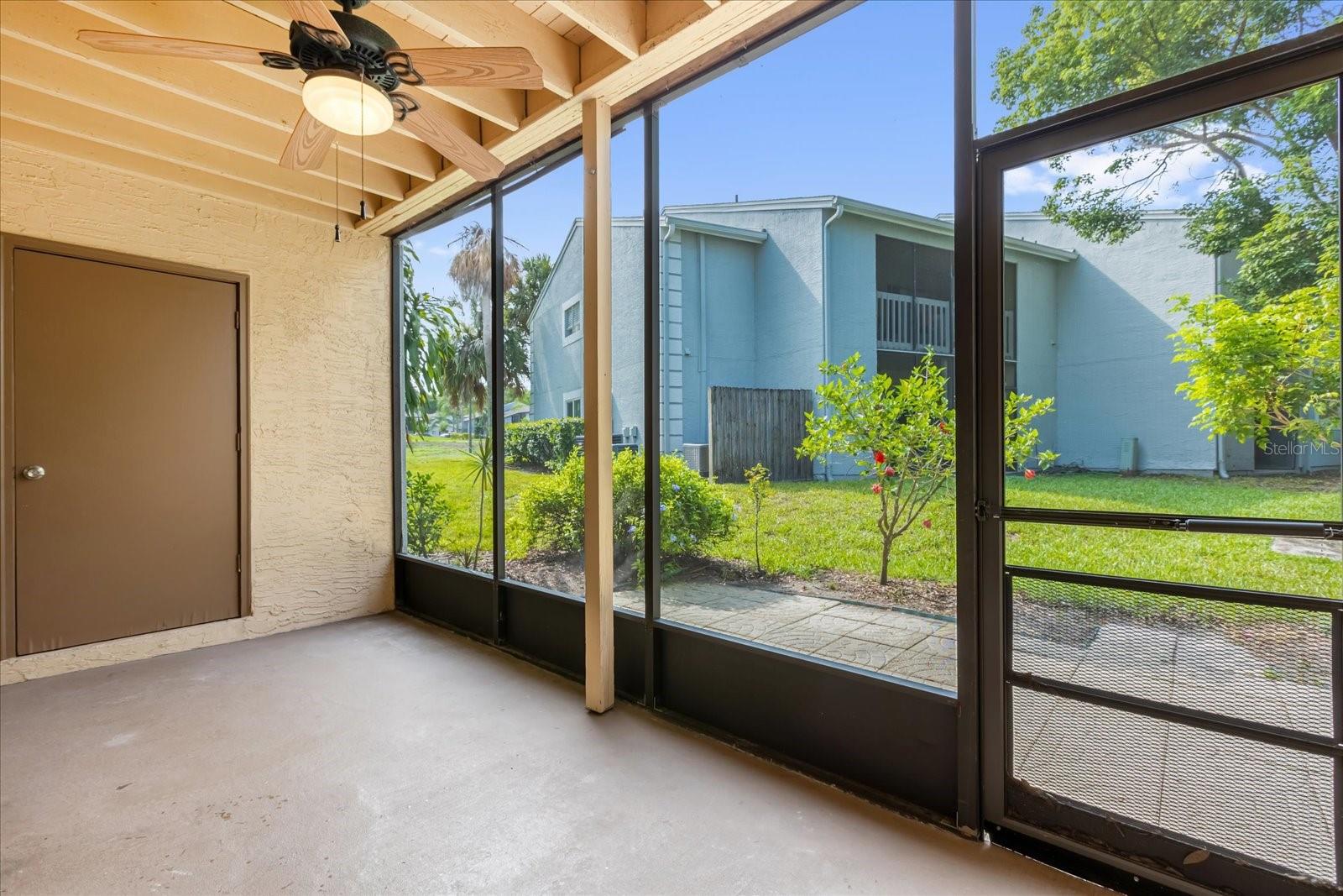 Image 15 of 21 For 4102 Plantation Cove Drive 201