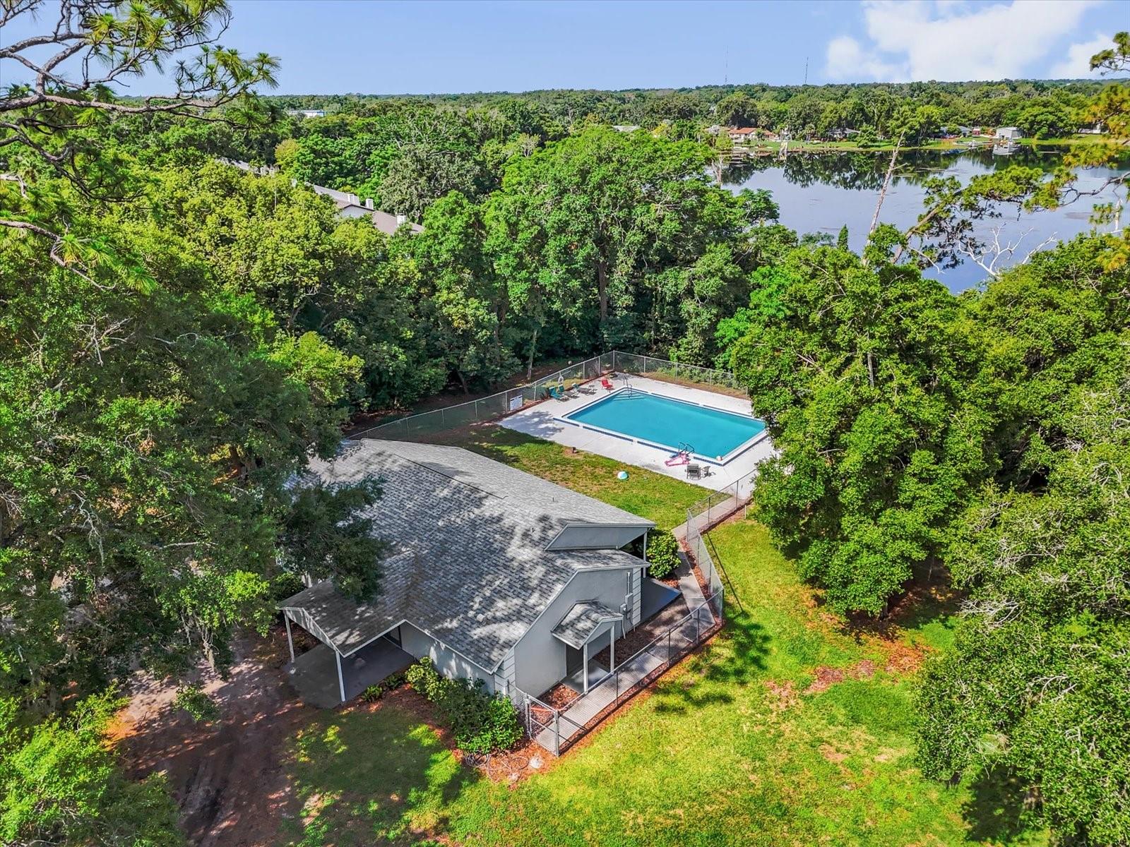 Image 19 of 21 For 4102 Plantation Cove Drive 201