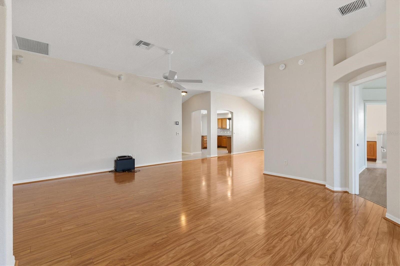 Image 16 of 38 For 7821 166th Smallwood Place