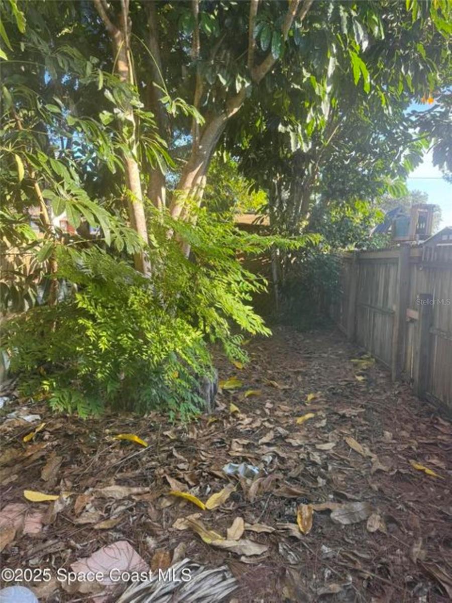 Image 11 of 11 For 3918 Mount Vernon Avenue