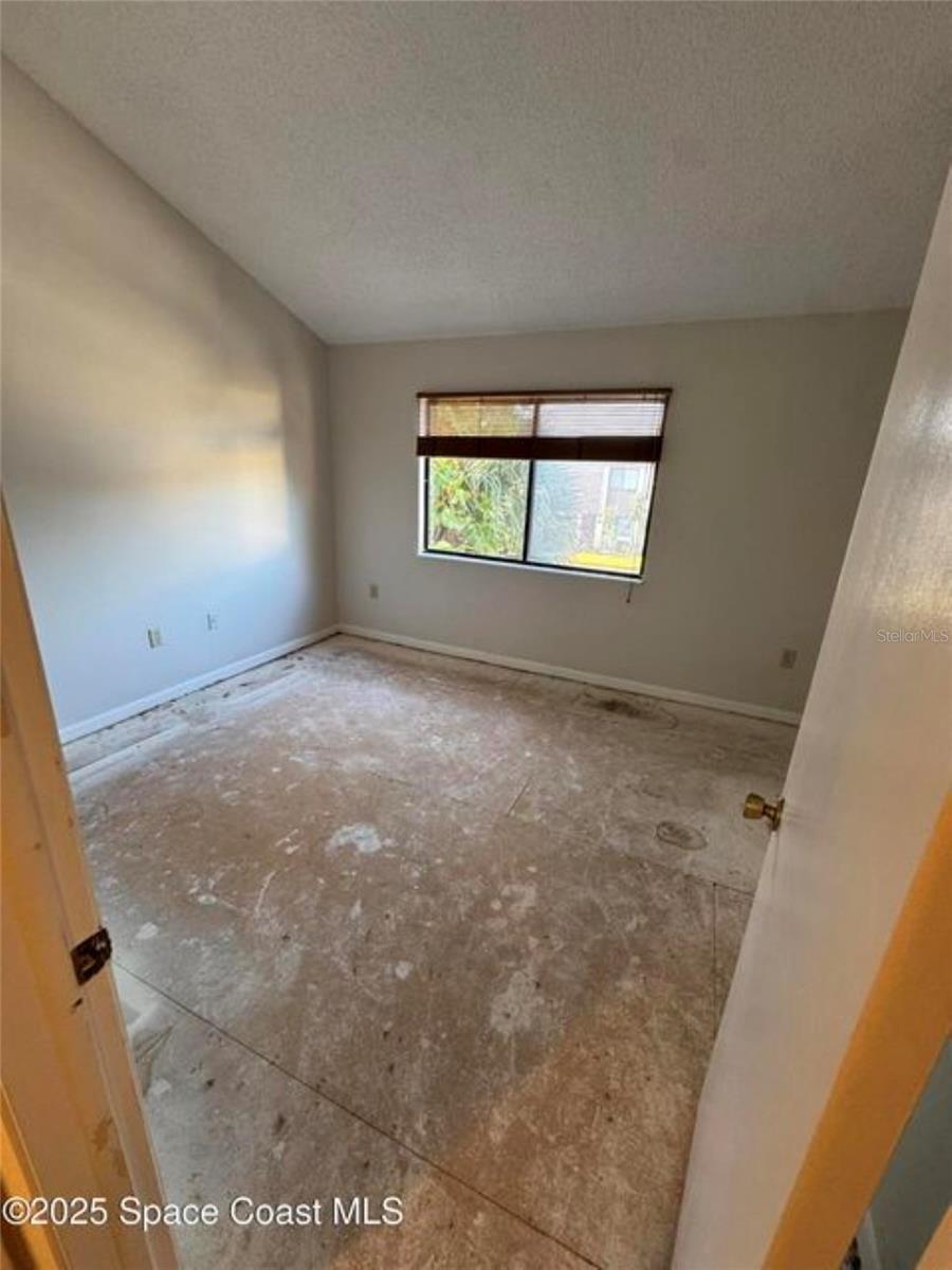 Image 7 of 11 For 3918 Mount Vernon Avenue