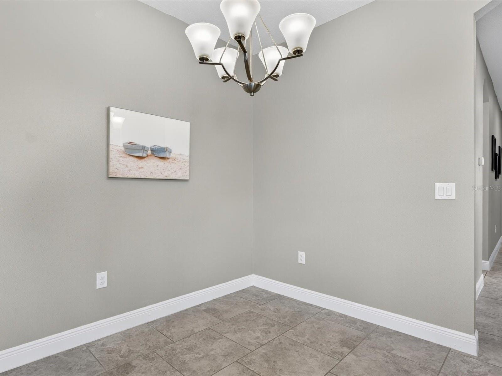Image 11 of 37 For 120 Whirlaway Drive