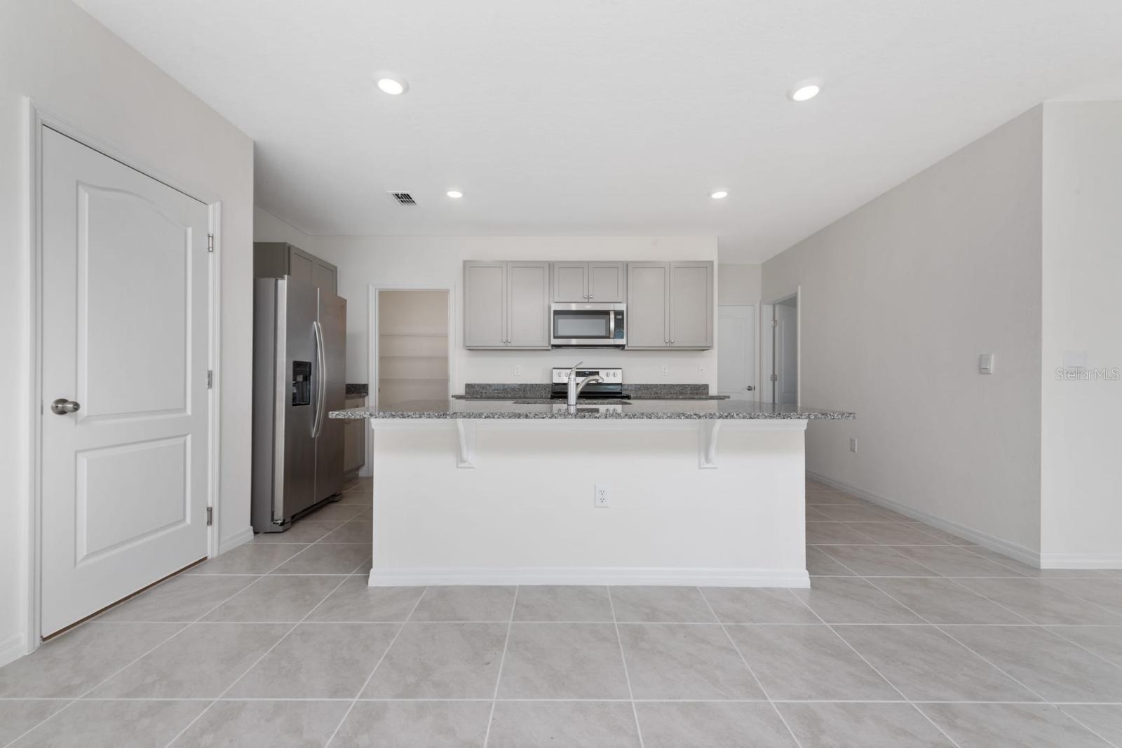 Image 4 of 37 For 1296 Cascades Avenue