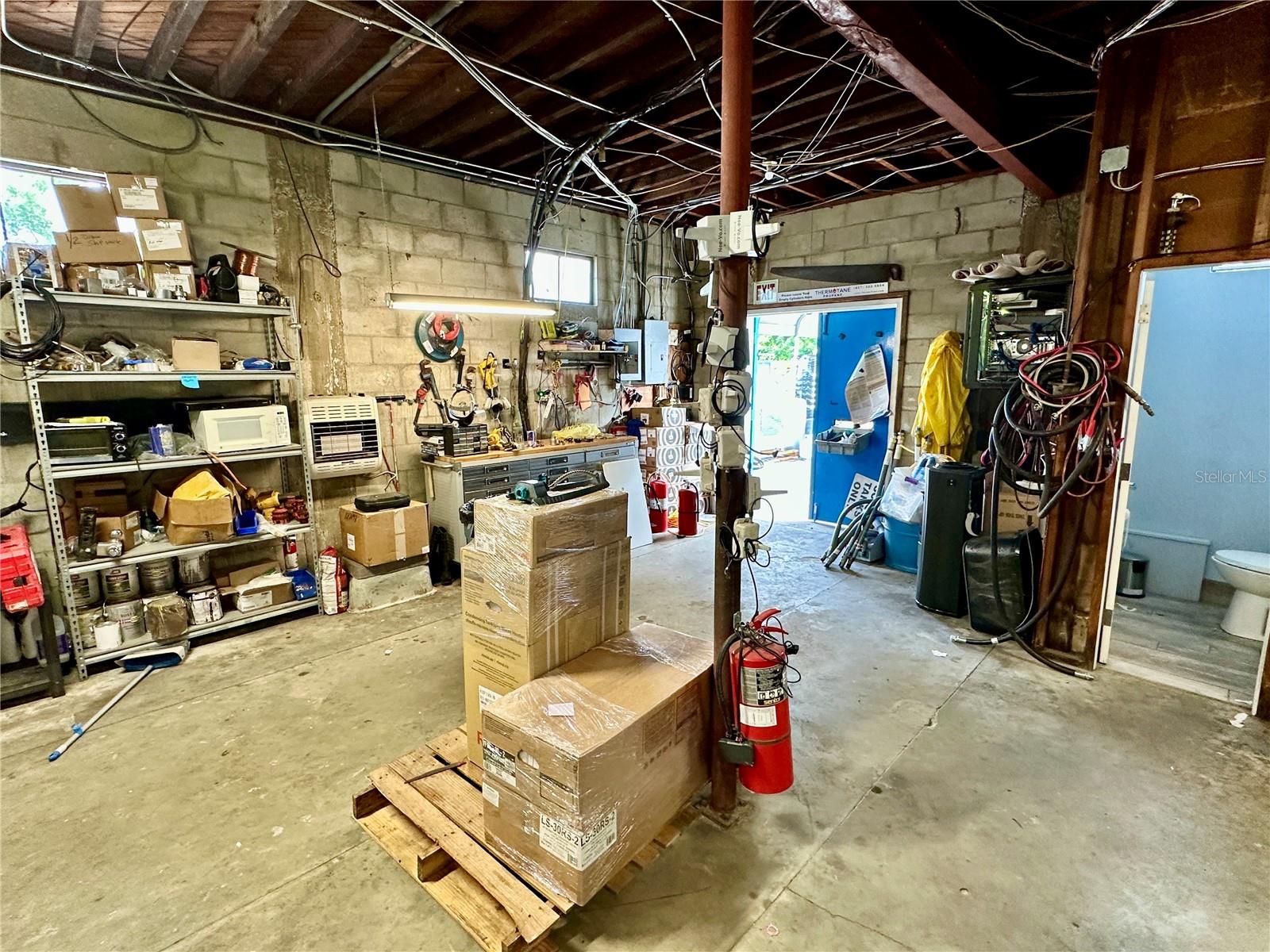 Image 15 of 24 For 414 9th Street