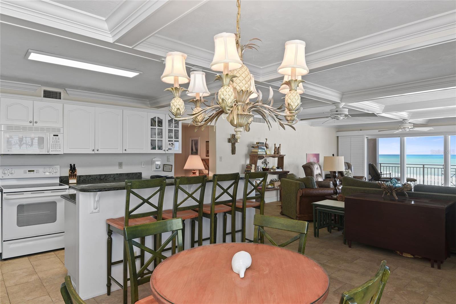 Image 20 of 41 For 5501 Atlantic Avenue 2010