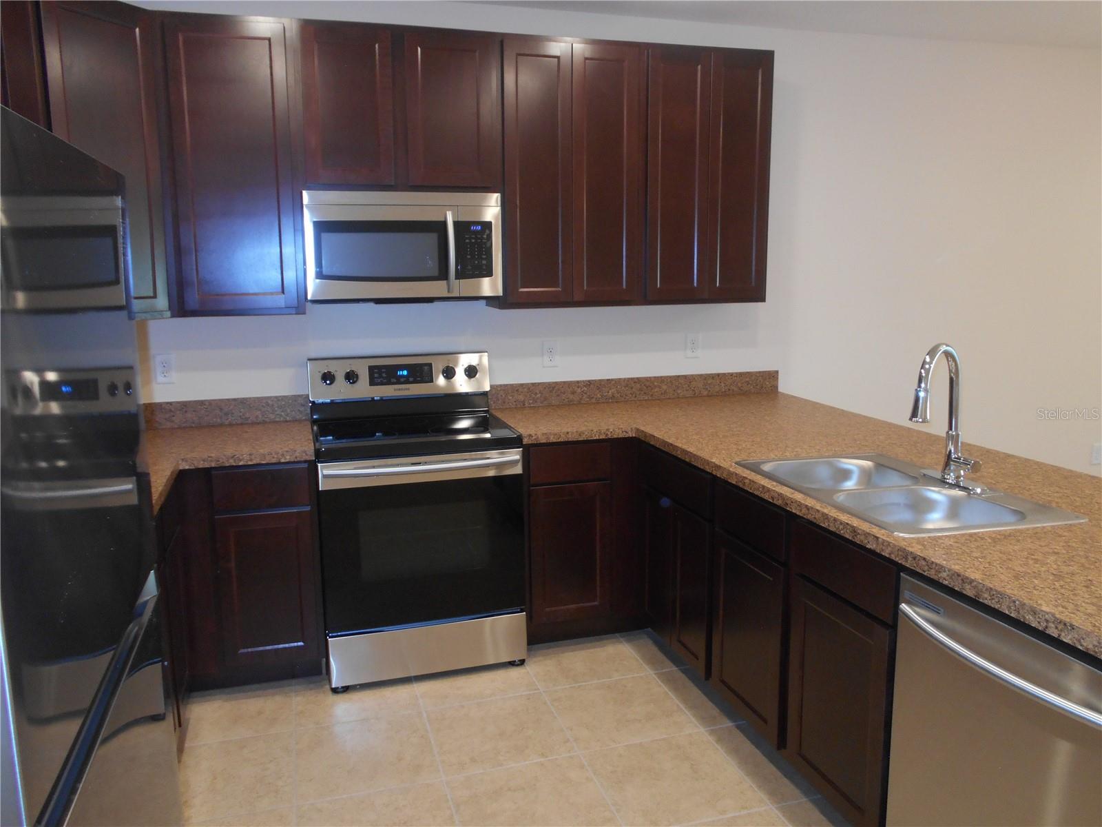 Image 4 of 19 For 4767 Coral Castle Drive