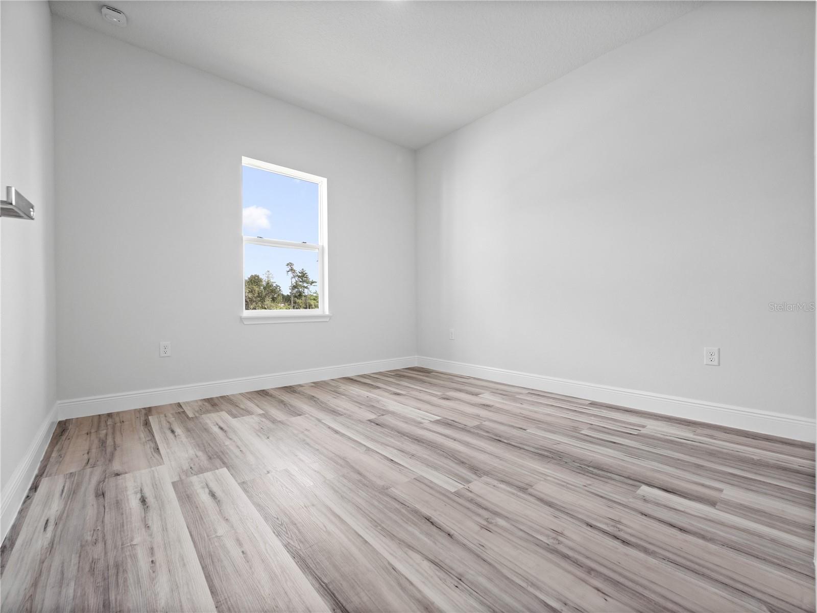 Image 4 of 44 For 4034 157th Place Road