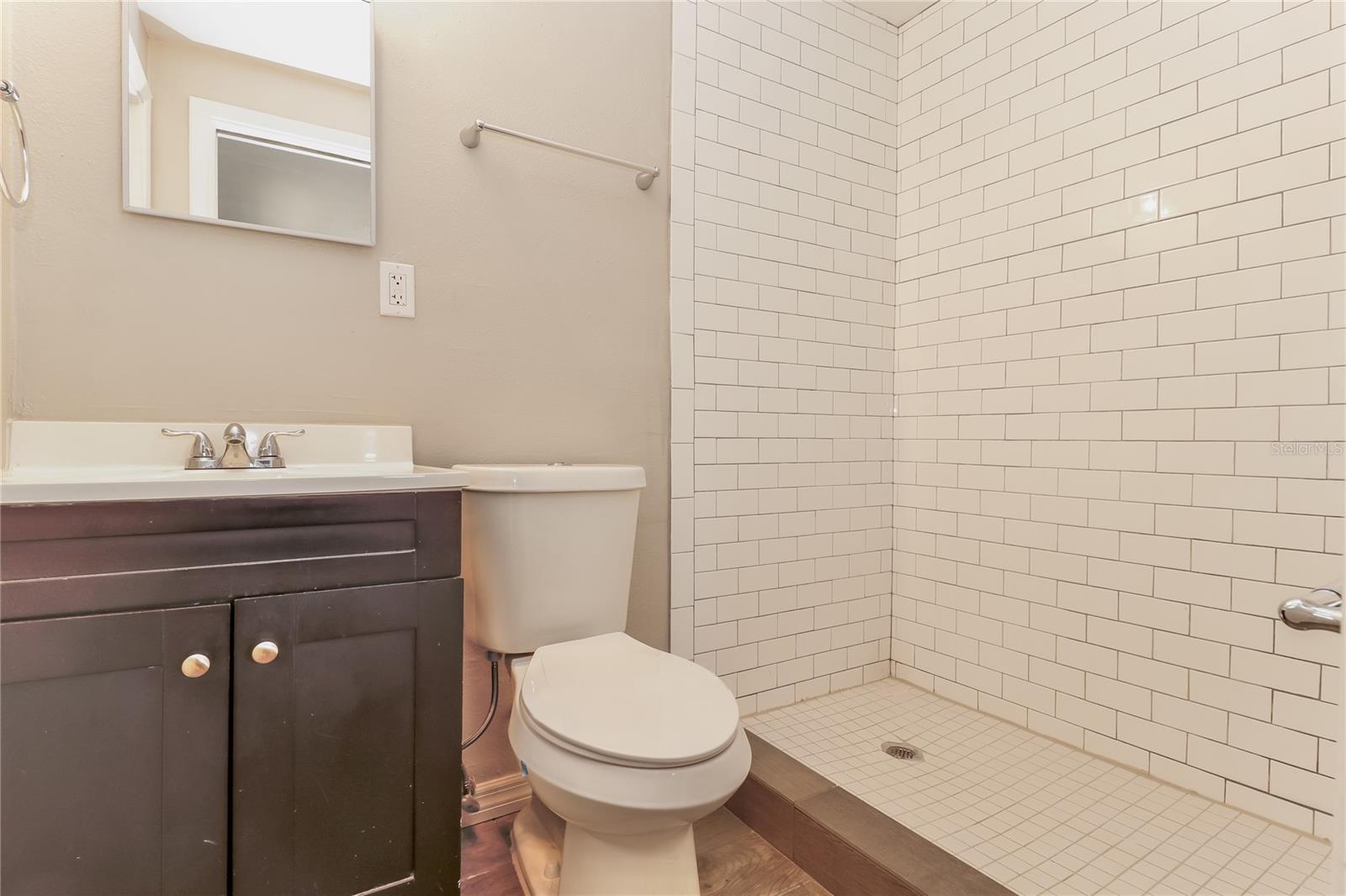 Image 10 of 16 For 3128 Brompton Drive