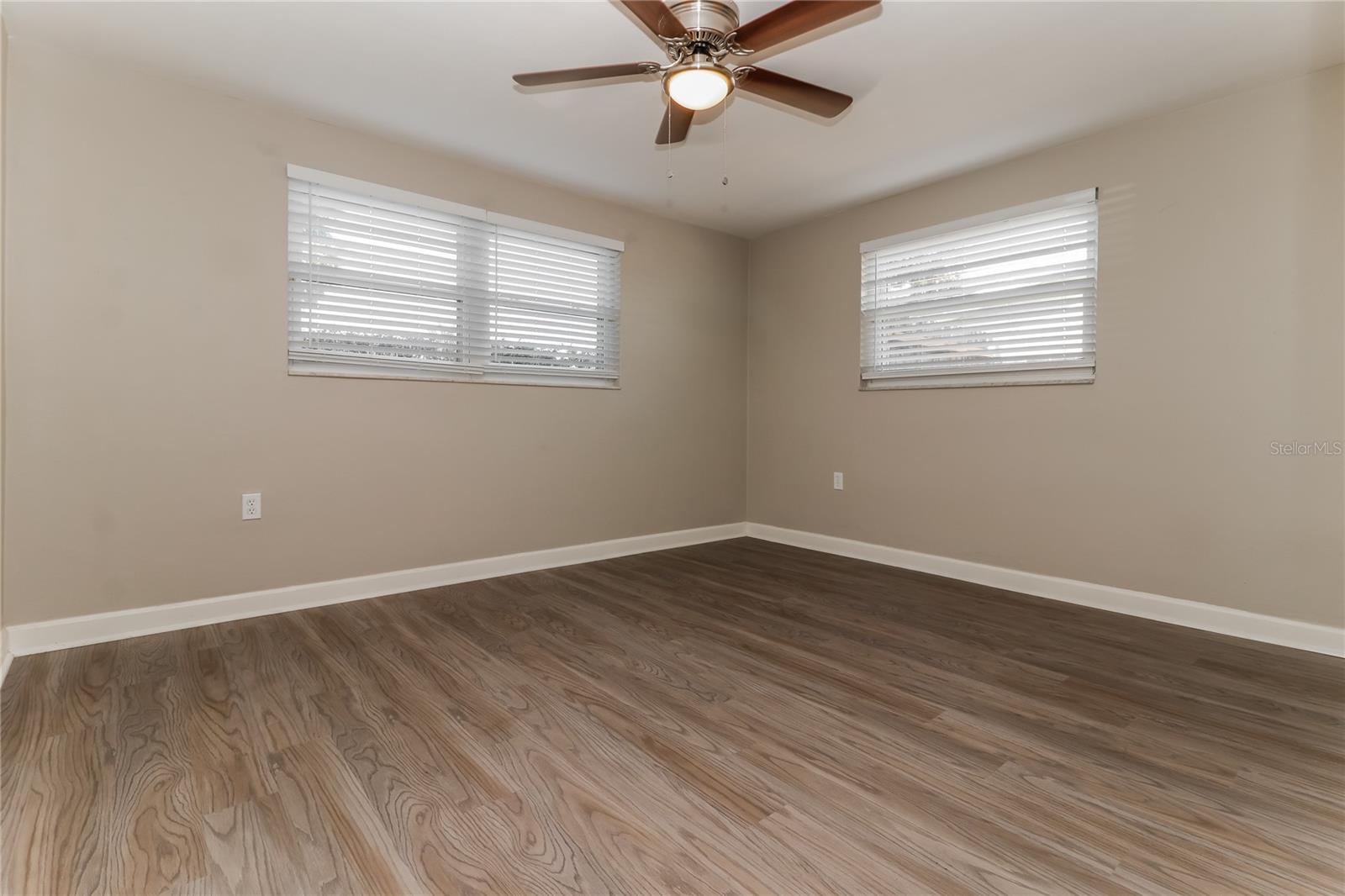 Image 12 of 16 For 3128 Brompton Drive