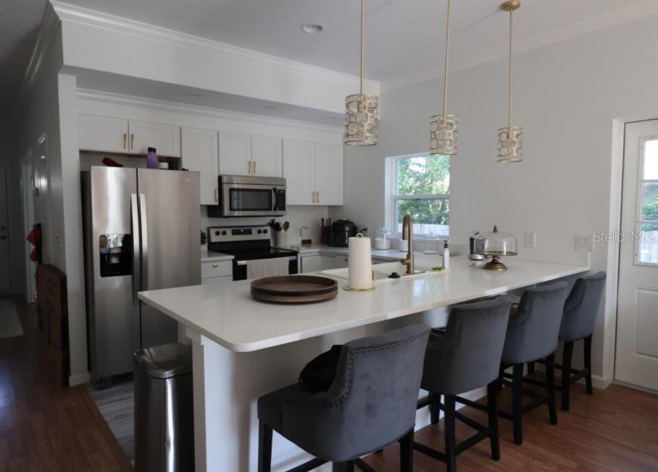 Image 2 of 4 For 315 Dorsett Avenue