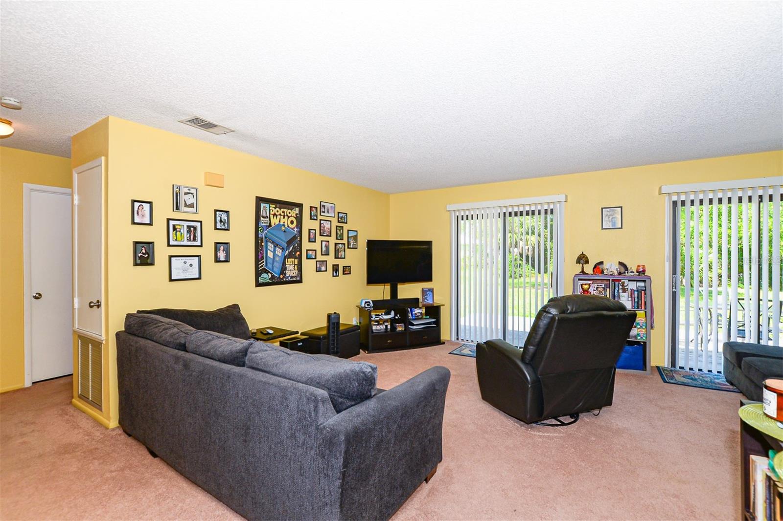 Image 7 of 26 For 2565 Dogwood Avenue
