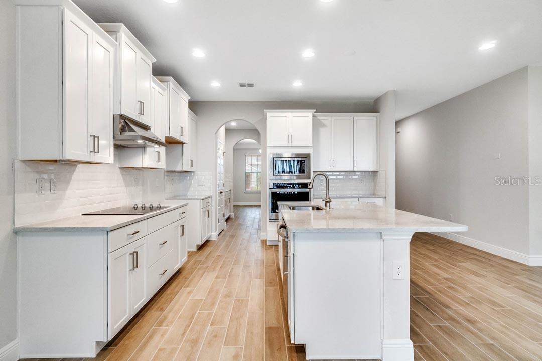Image 11 of 47 For 11117 Hollow Bay Drive