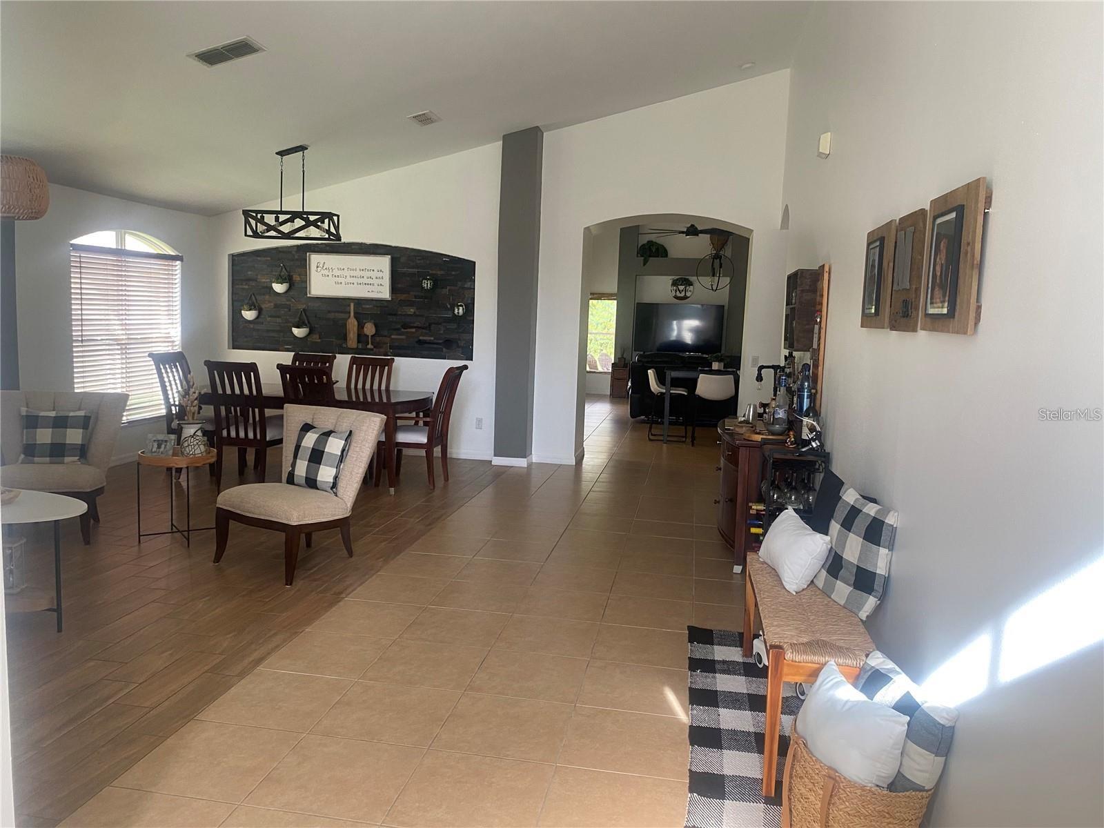 Image 2 of 21 For 705 Stonewyk Way