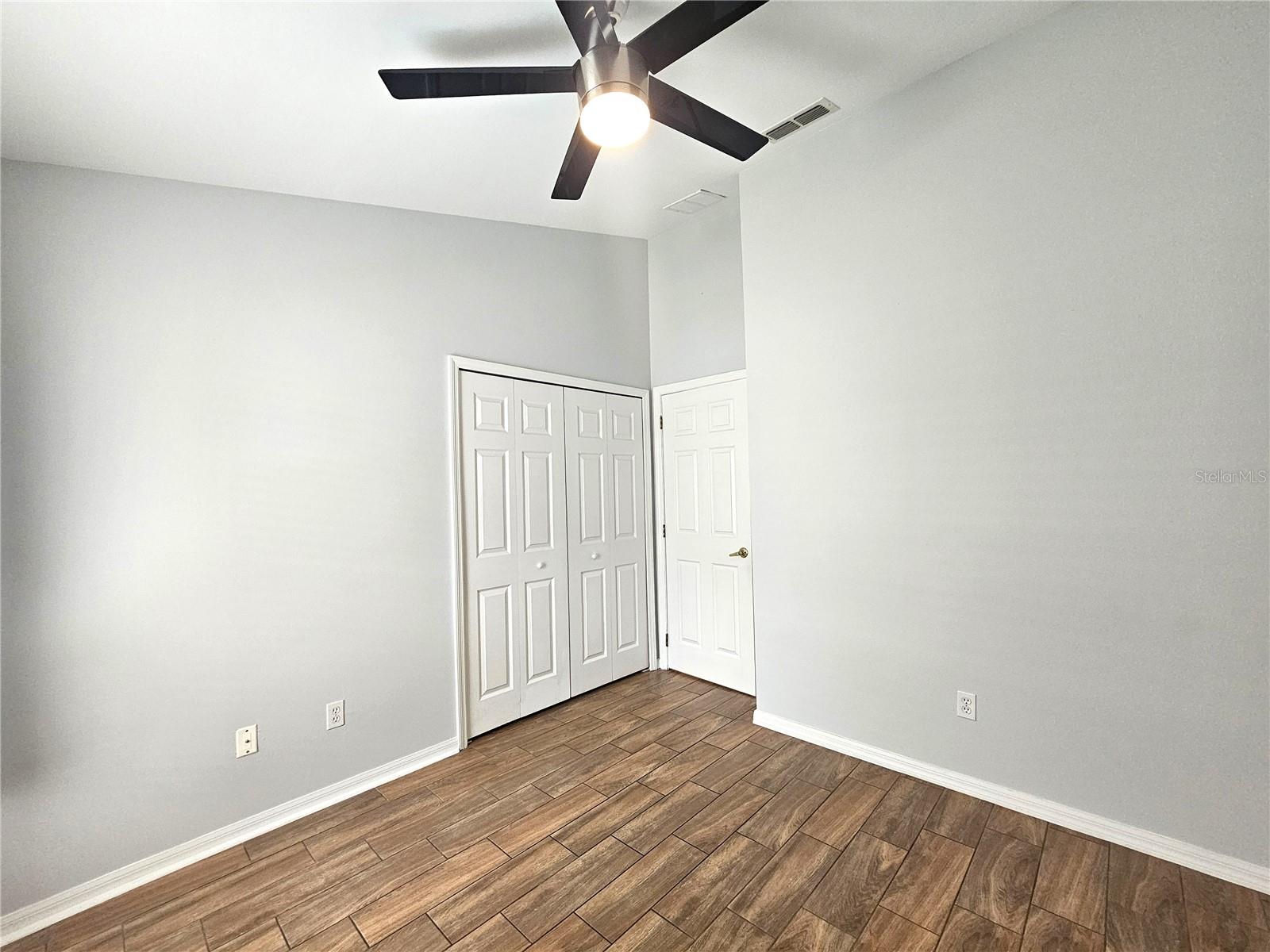 Image 23 of 28 For 705 Stonewyk Way