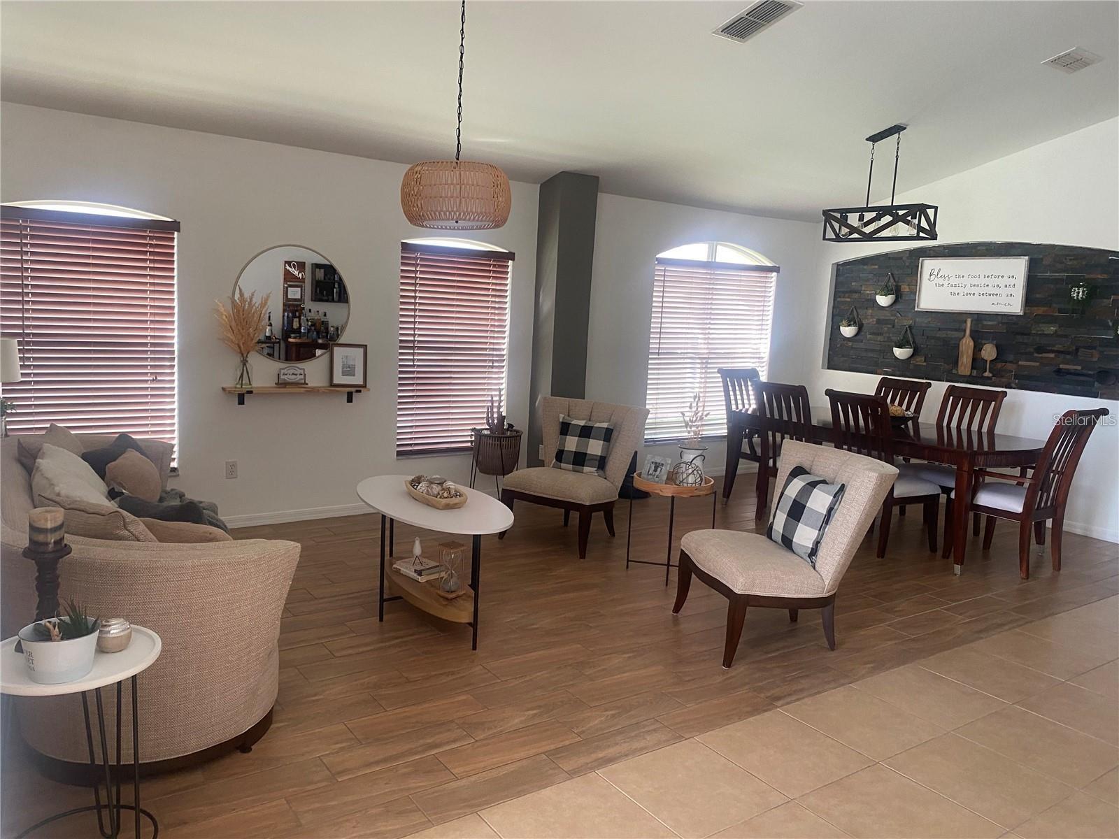 Image 3 of 21 For 705 Stonewyk Way