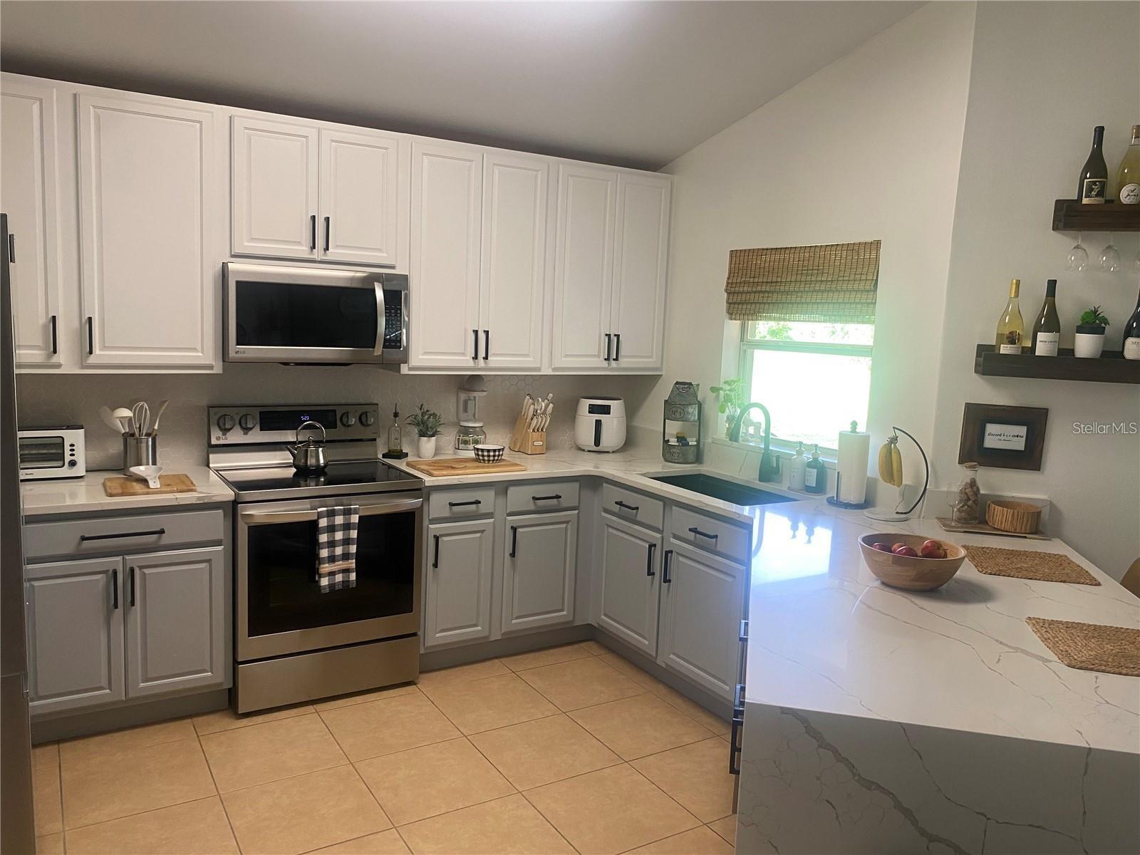 Image 6 of 21 For 705 Stonewyk Way