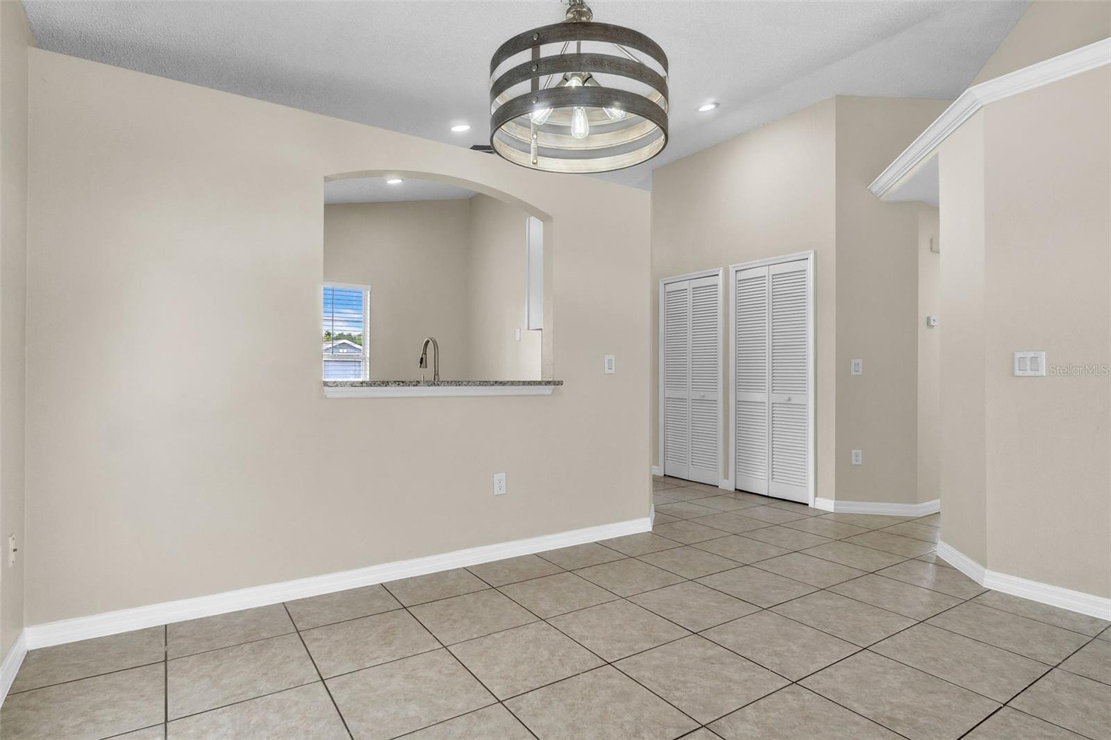 Image 9 of 29 For 13237 Greenpointe Drive