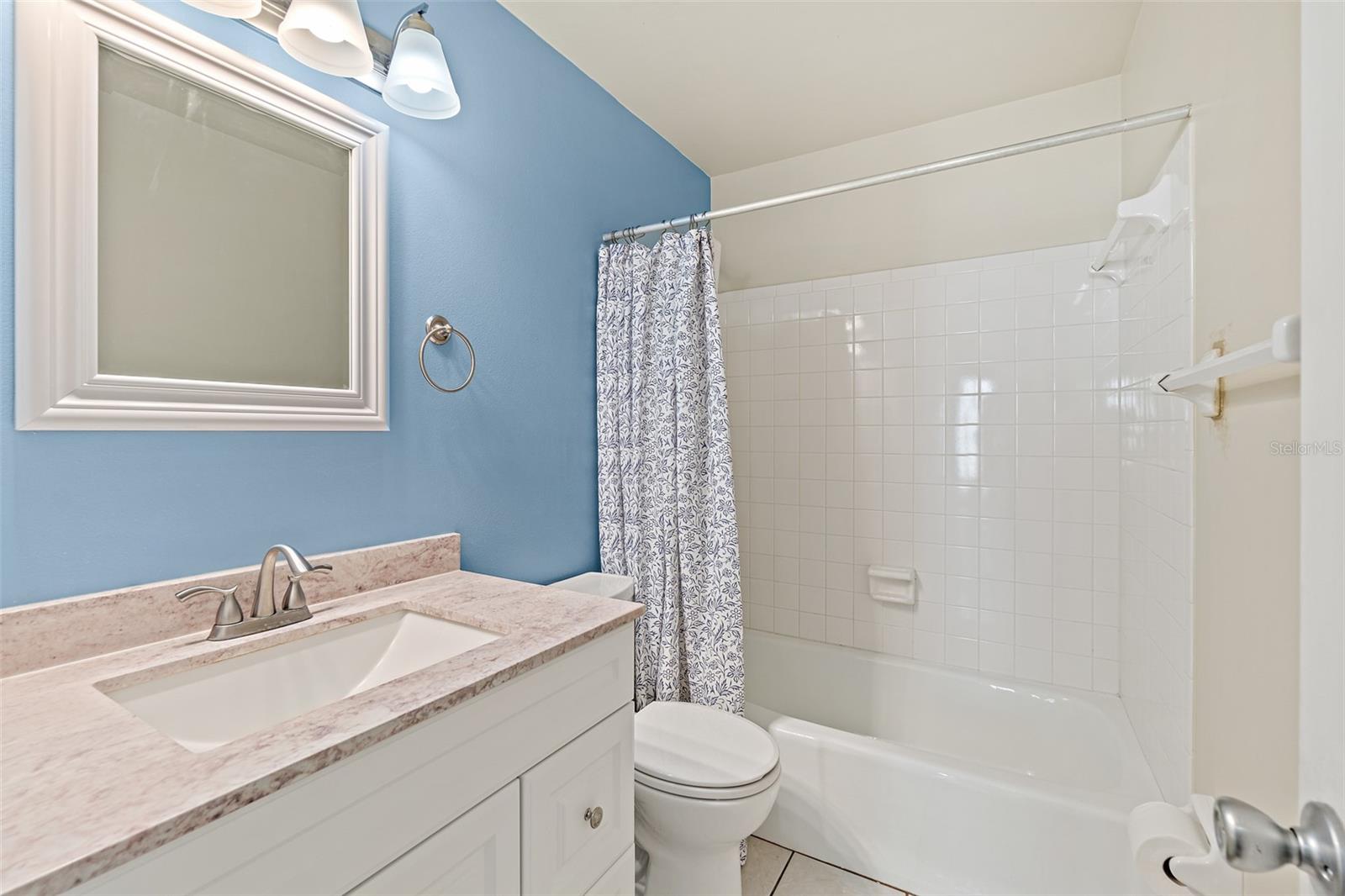 Image 13 of 37 For 201 Saint Lucie Lane 706