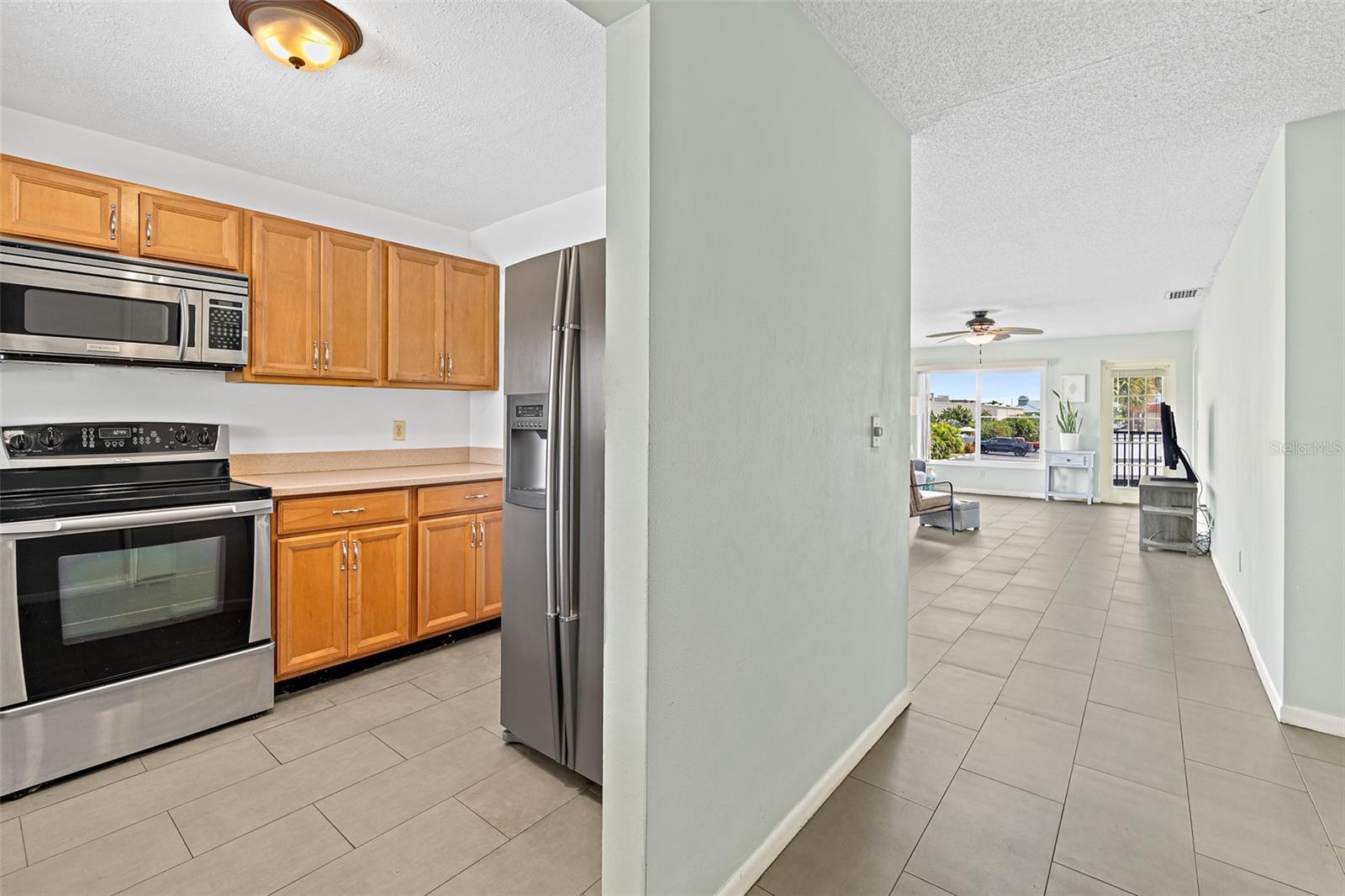 Image 4 of 37 For 201 Saint Lucie Lane 706