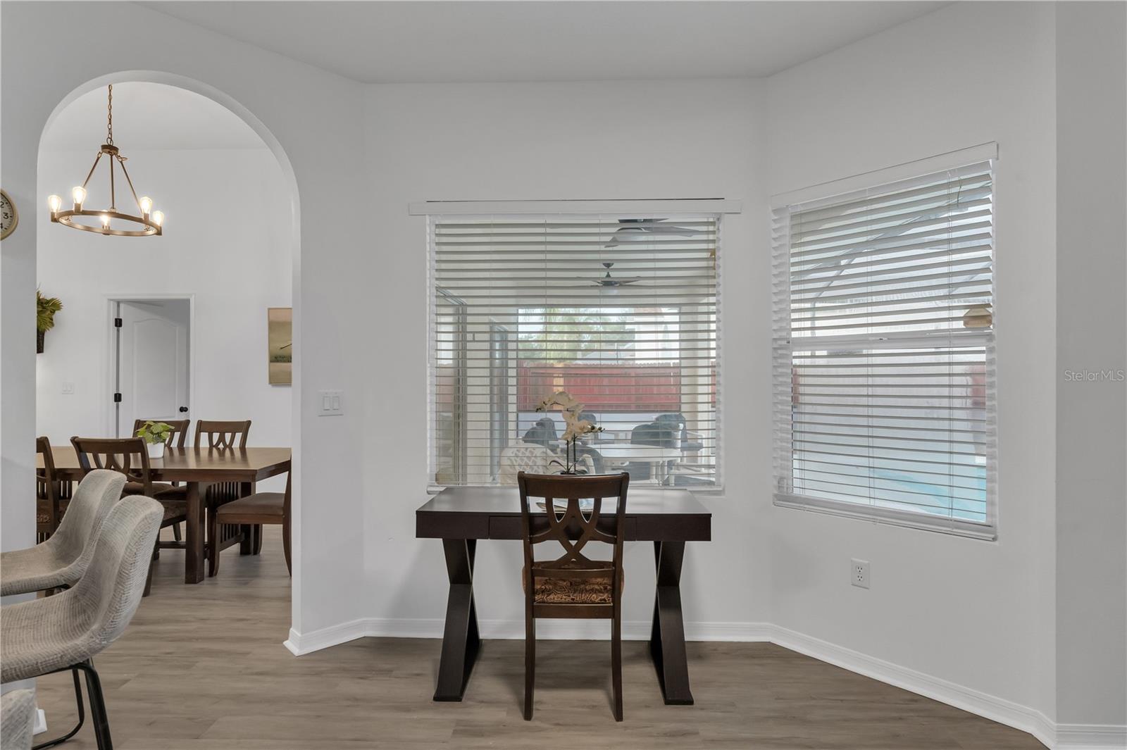 Image 4 of 52 For 8821 Kensington Court