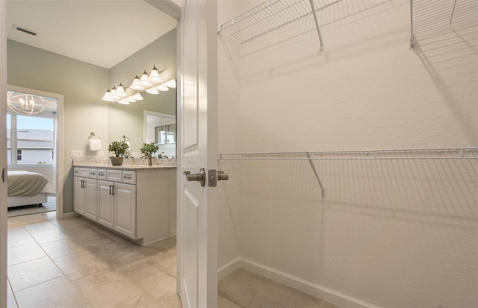 Image 22 of 33 For 2711 Serenity Meadow Drive