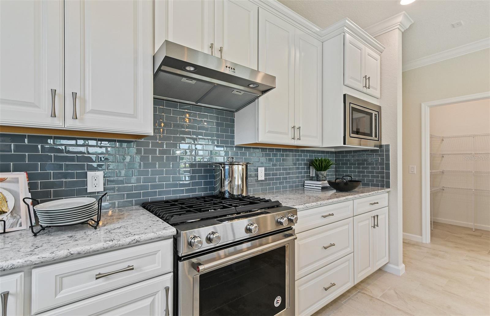 Image 7 of 33 For 2711 Serenity Meadow Drive