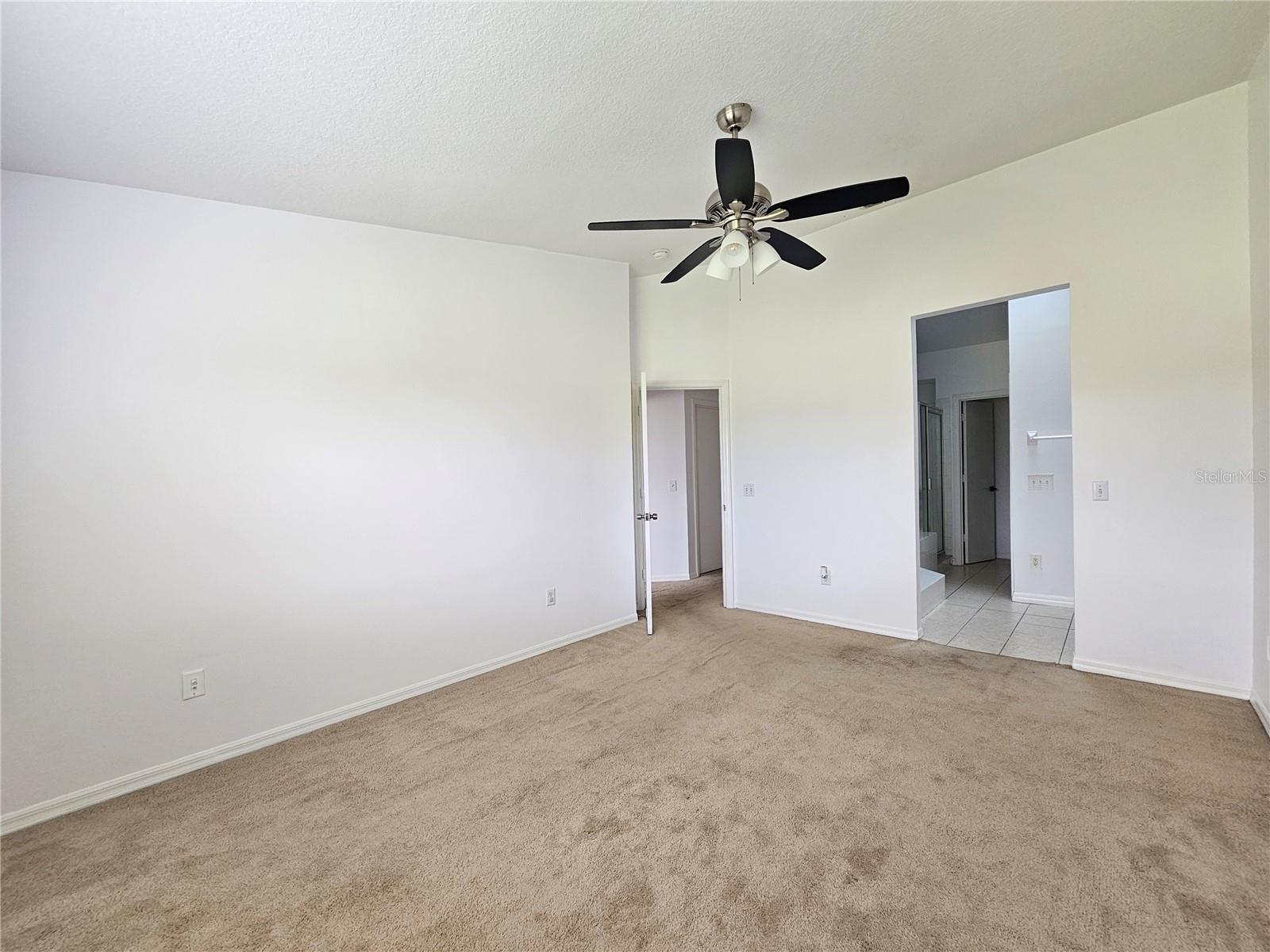 Image 16 of 23 For 373 Caribbean Drive 0
