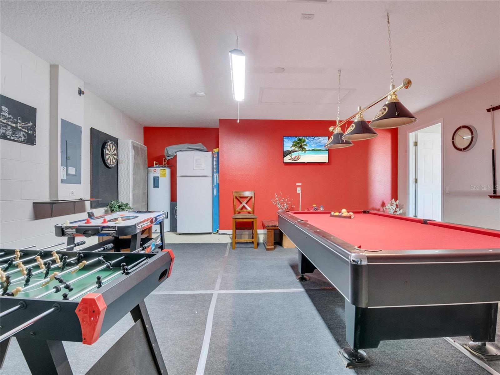 Image 10 of 49 For 427 Kildrummy Drive