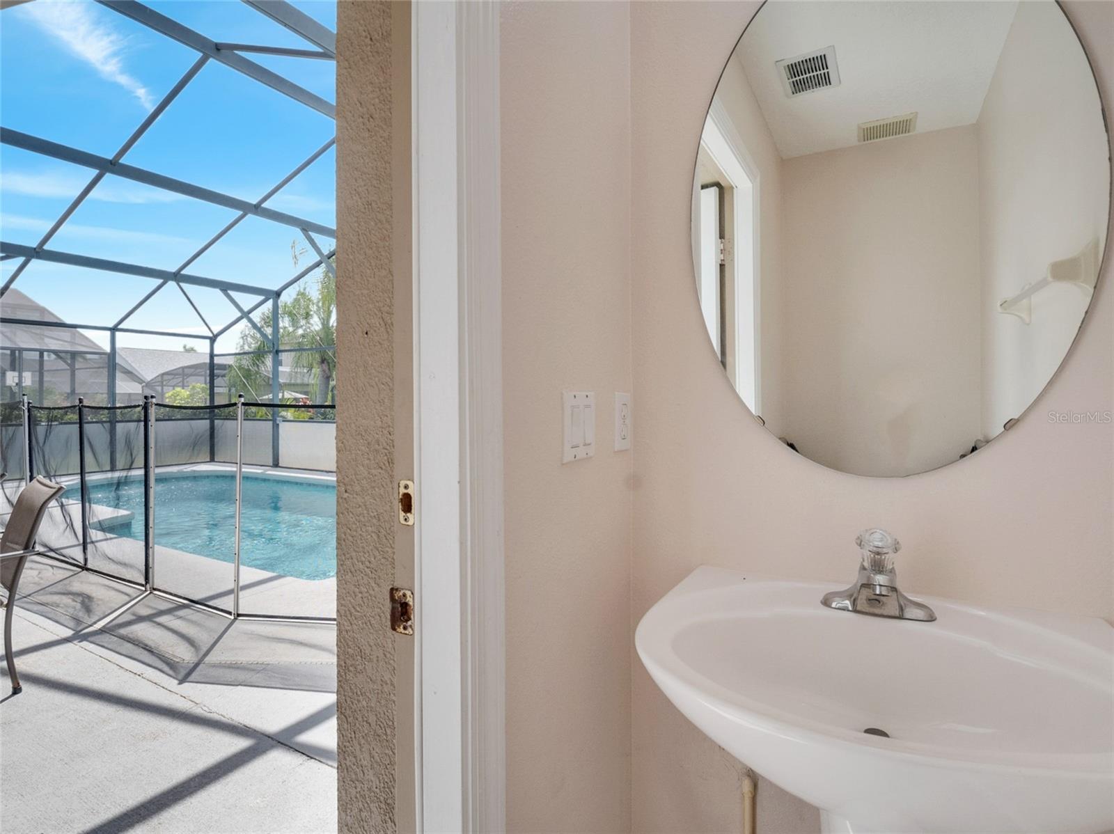 Image 40 of 49 For 427 Kildrummy Drive