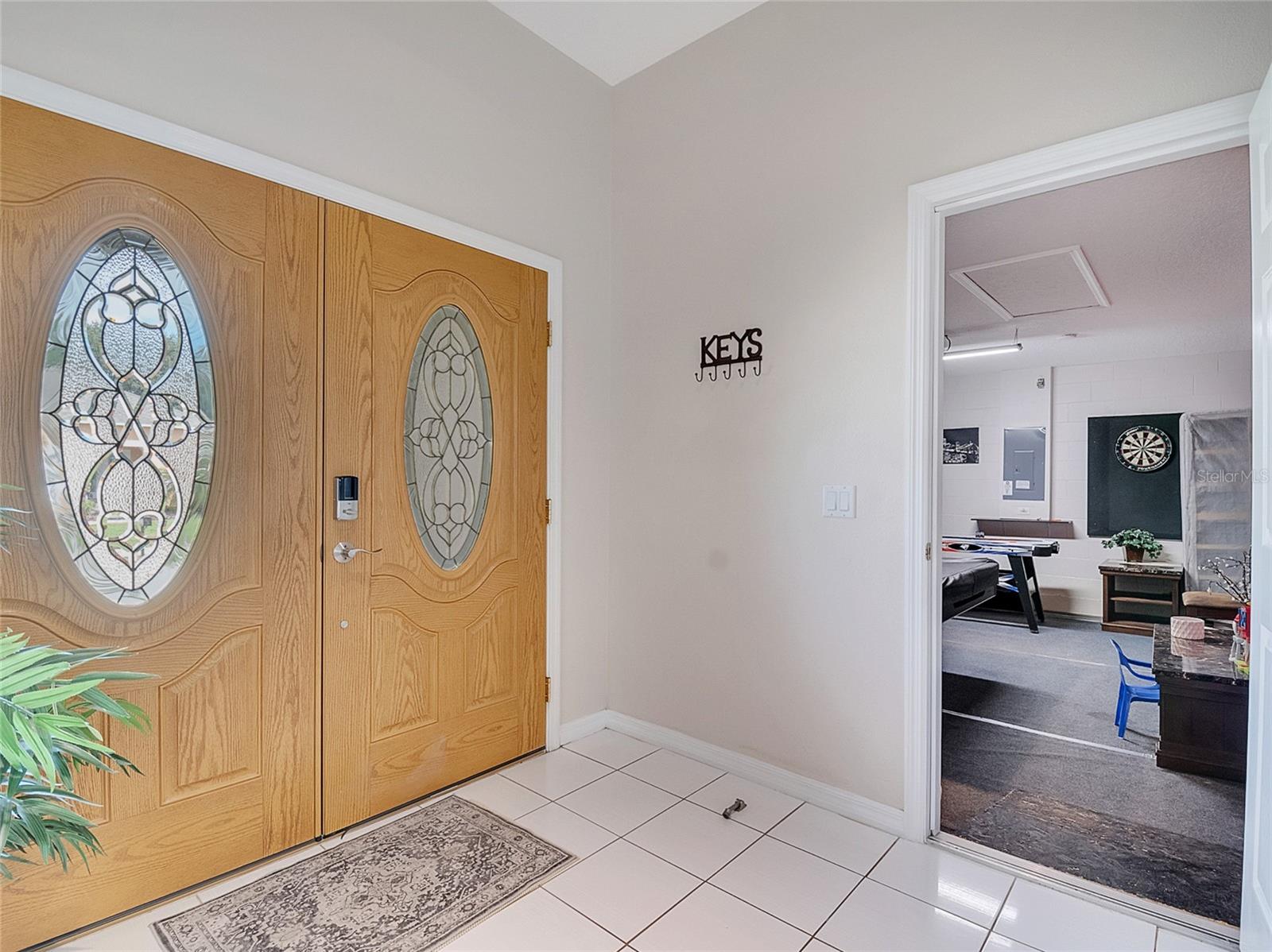 Image 5 of 49 For 427 Kildrummy Drive