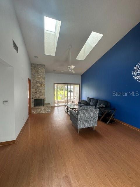 Image 4 of 12 For 936 Meadow View Drive B