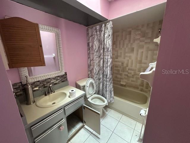 Image 7 of 12 For 936 Meadow View Drive B