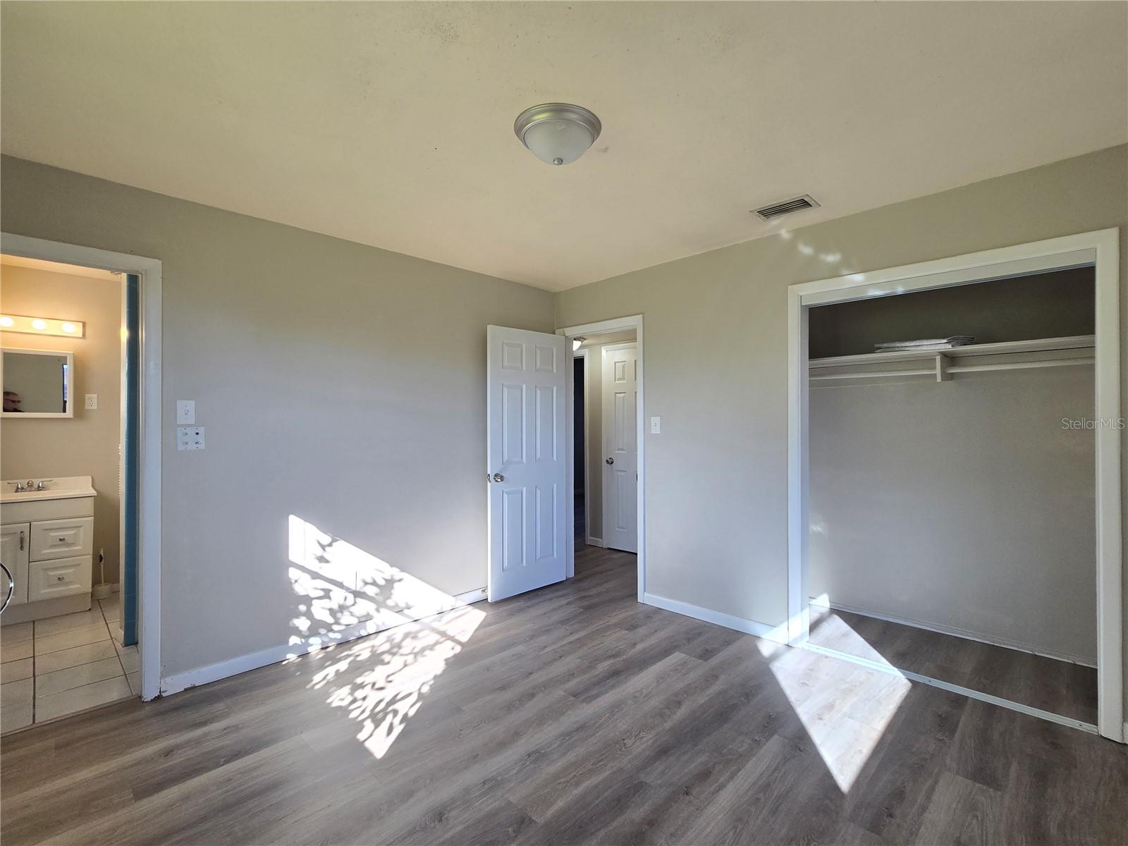 Image 12 of 14 For 1217 Duke Way