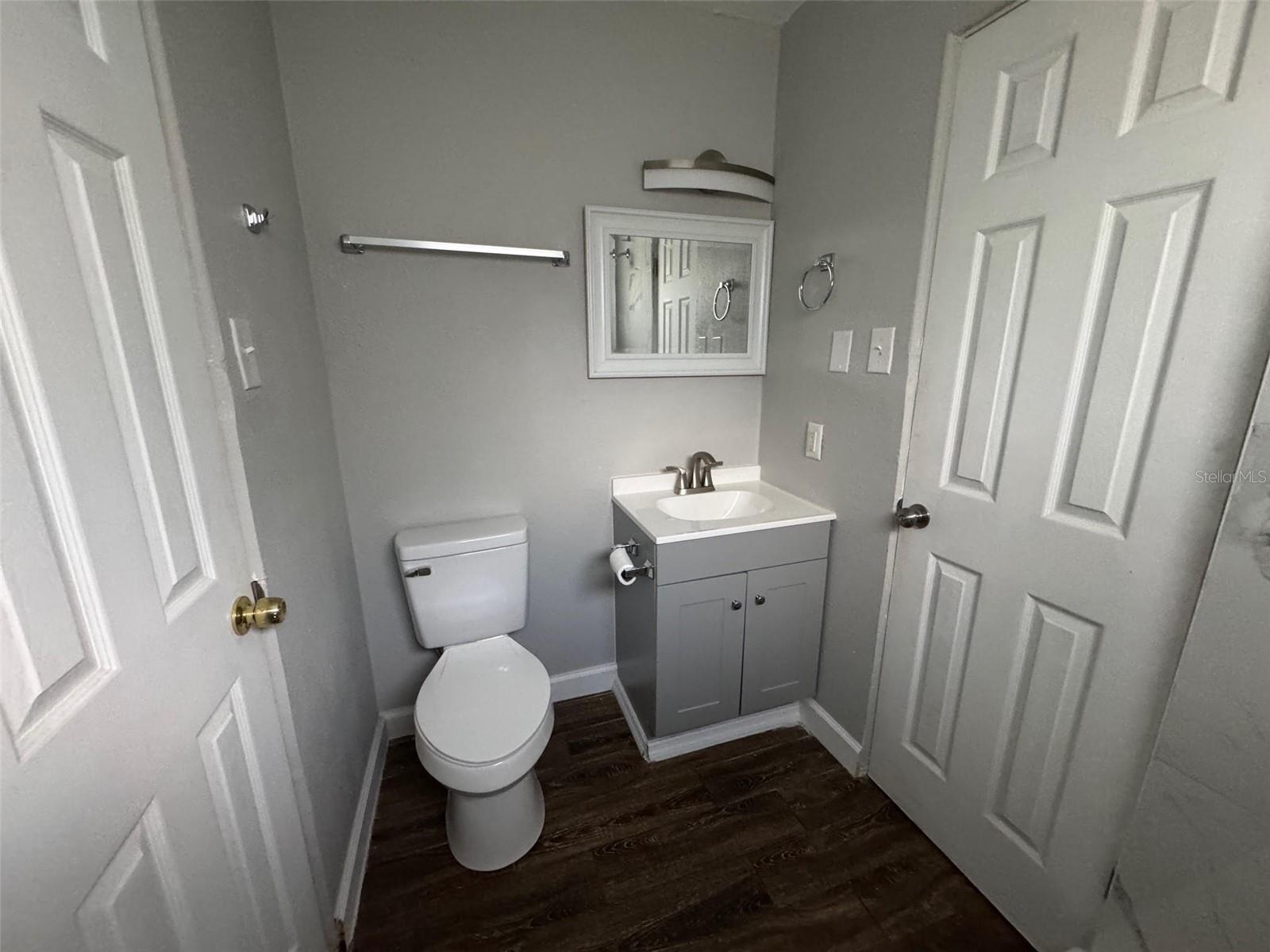 Image 8 of 9 For 505 Varsity Street