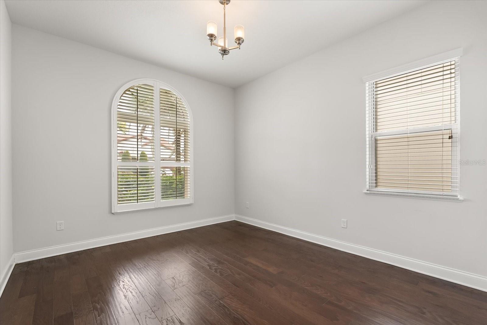 Image 15 of 44 For 10739 Royal Cypress Way