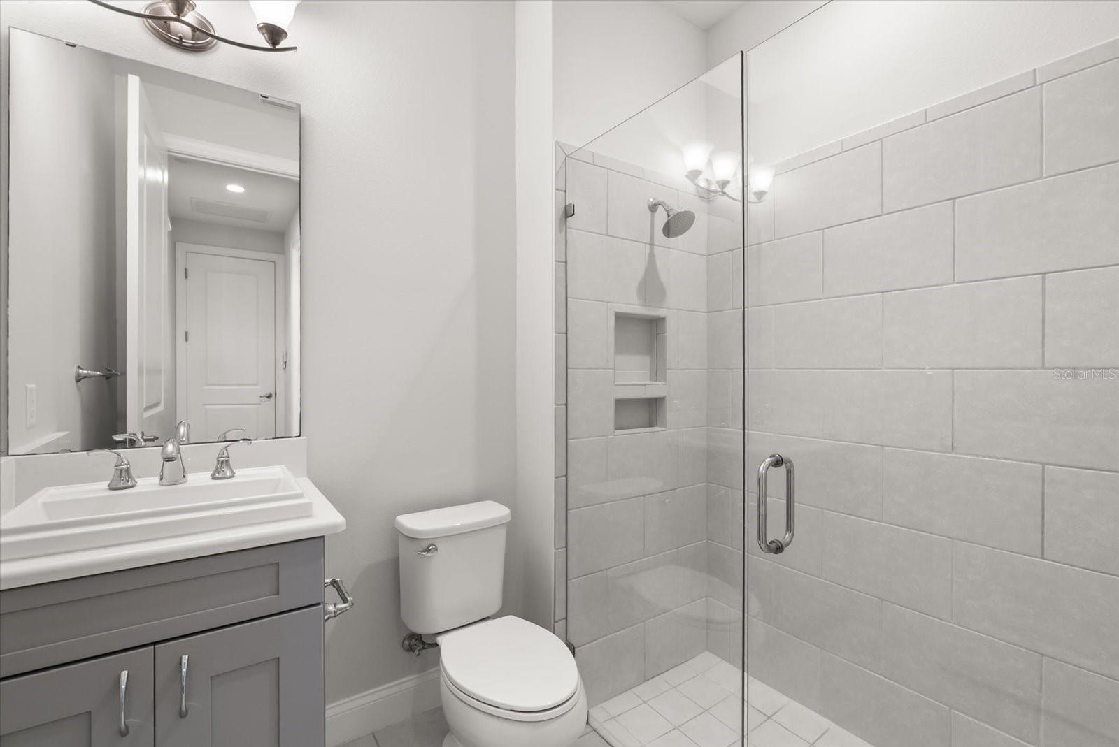 Image 24 of 44 For 10739 Royal Cypress Way