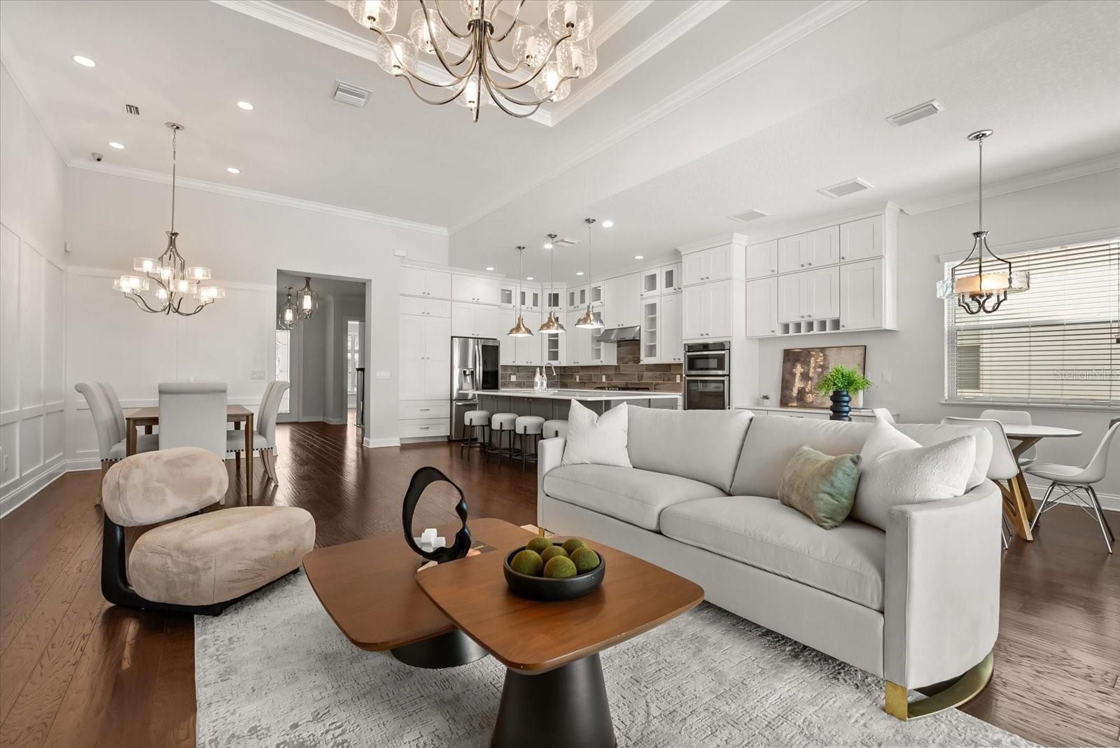 Image 5 of 44 For 10739 Royal Cypress Way