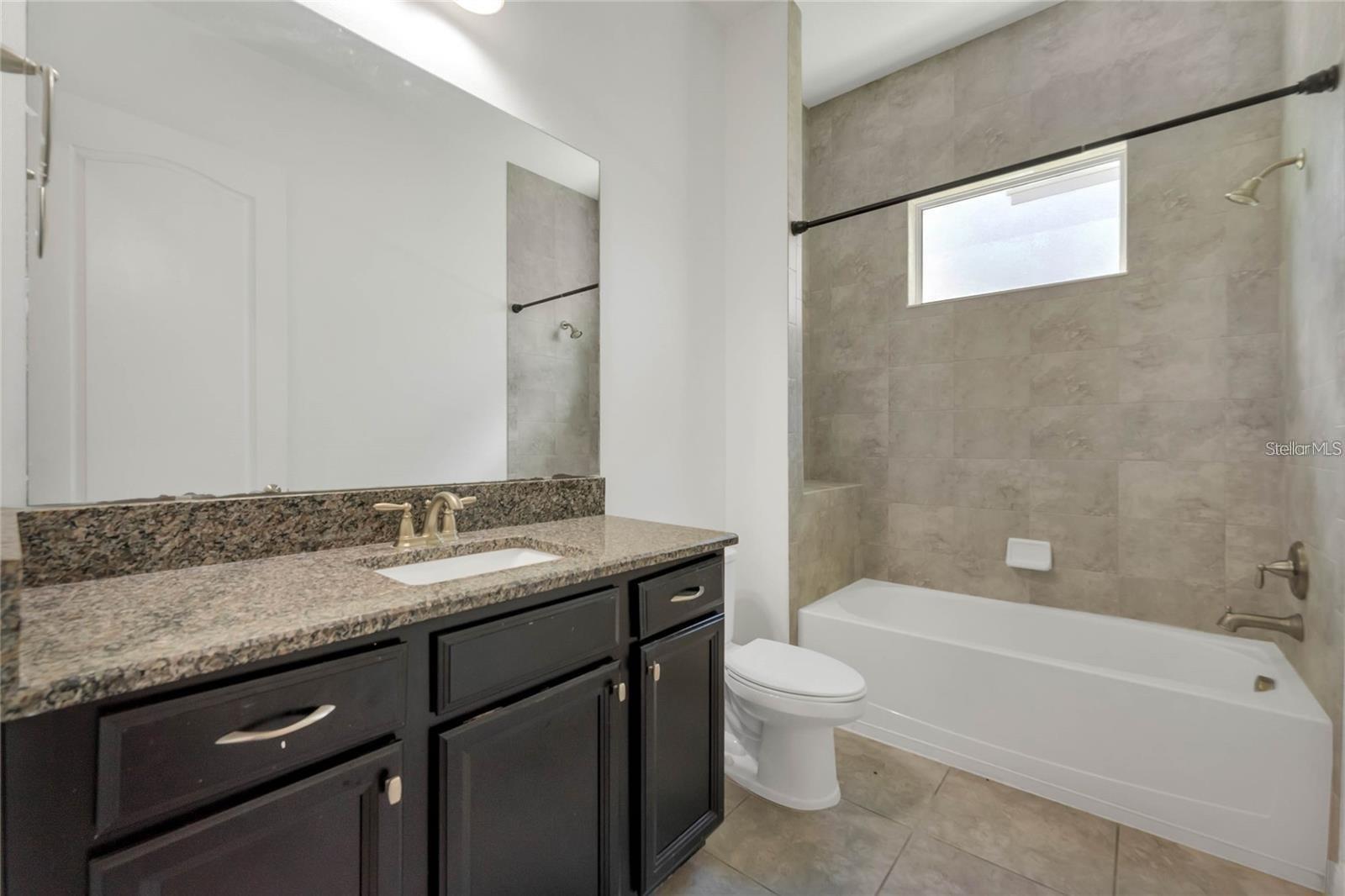 Image 10 of 46 For 13306 Halkyn Point