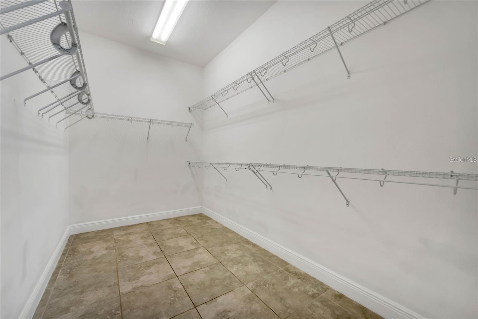 Image 12 of 46 For 13306 Halkyn Point