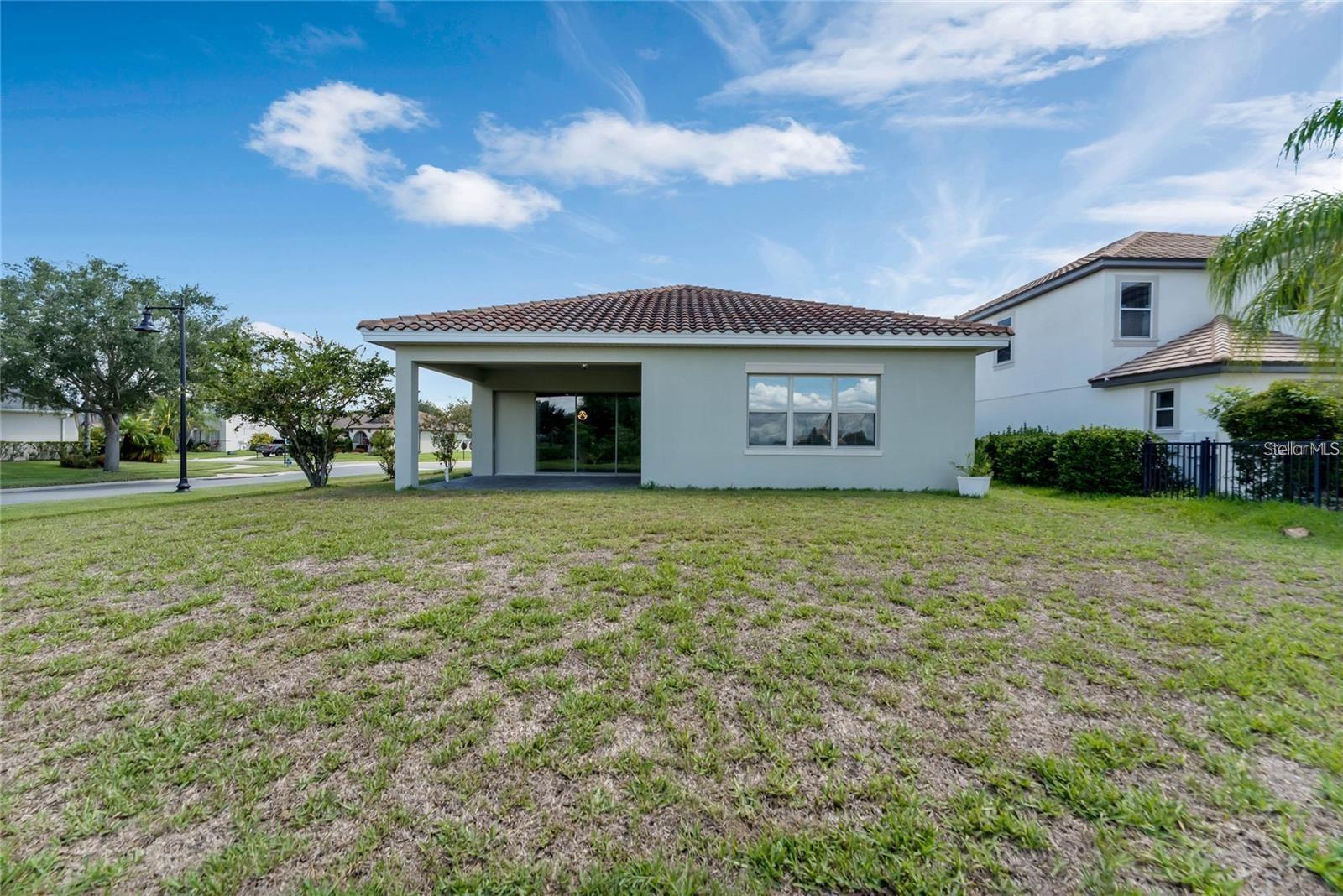 Image 19 of 46 For 13306 Halkyn Point