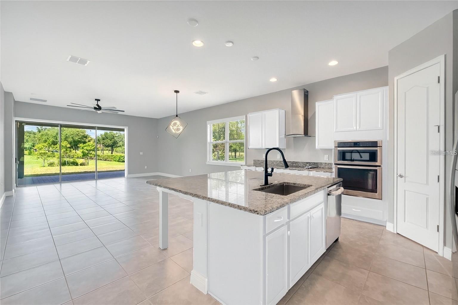 Image 4 of 46 For 13306 Halkyn Point