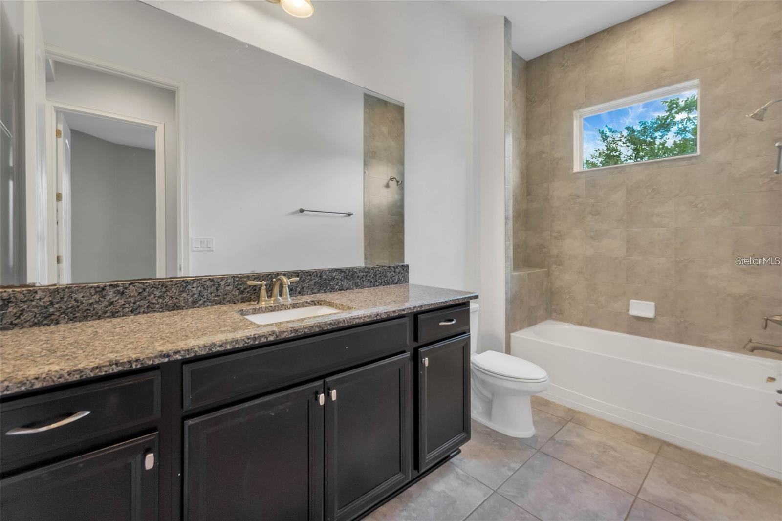 Image 8 of 46 For 13306 Halkyn Point