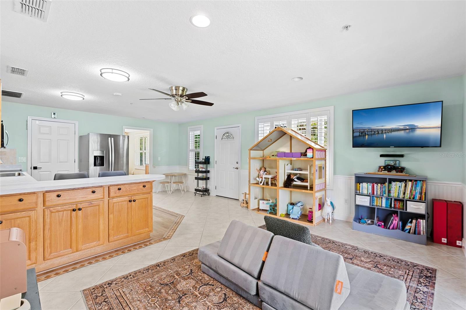 Image 38 of 70 For 16692 Lake Pickett Road