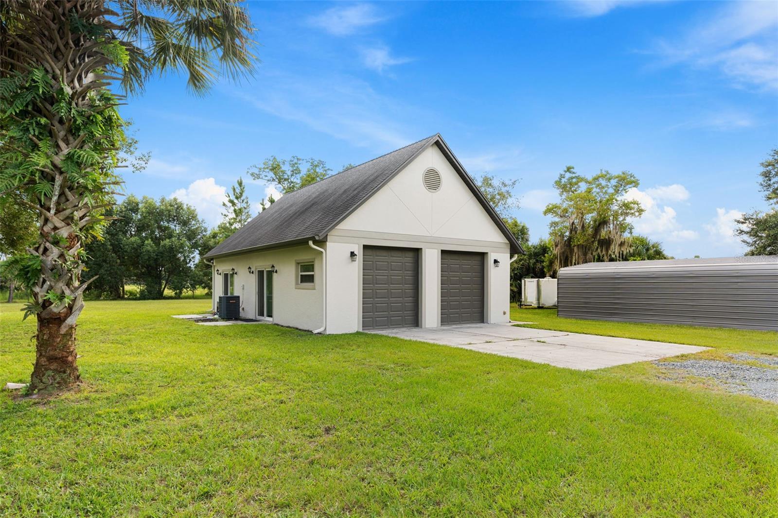 Image 43 of 70 For 16692 Lake Pickett Road